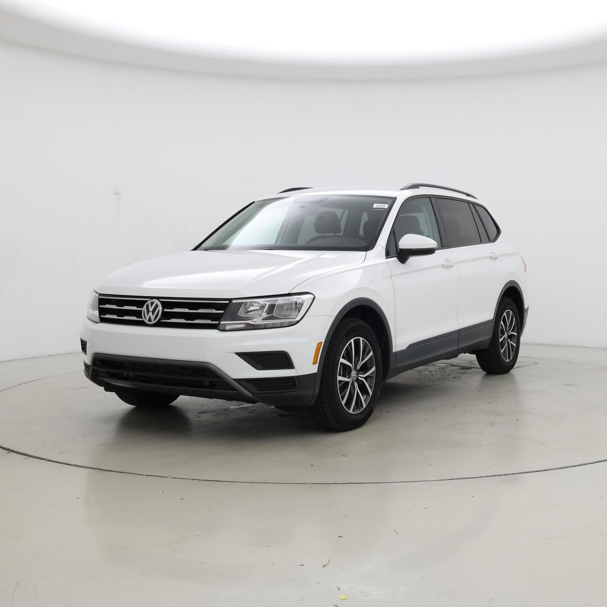 Thumbnail: 2021 Volkswagen Tiguan - 4