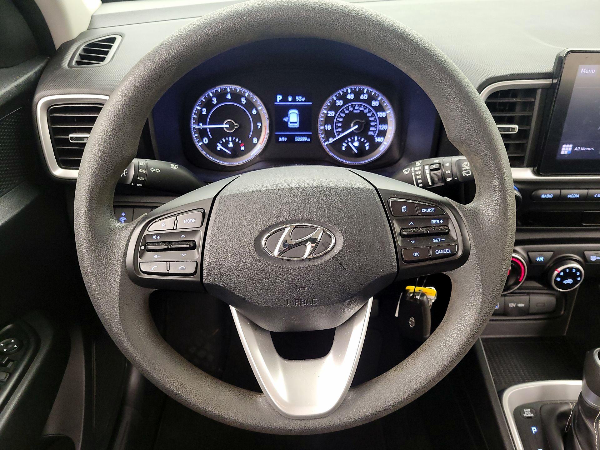 Thumbnail: 2022 Hyundai Venue - 10