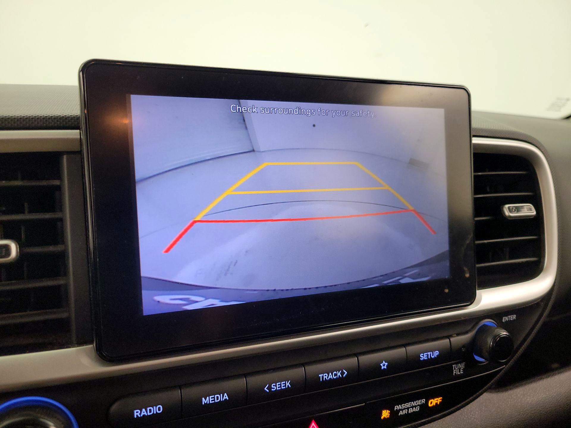 Thumbnail: 2022 Hyundai Venue - 14