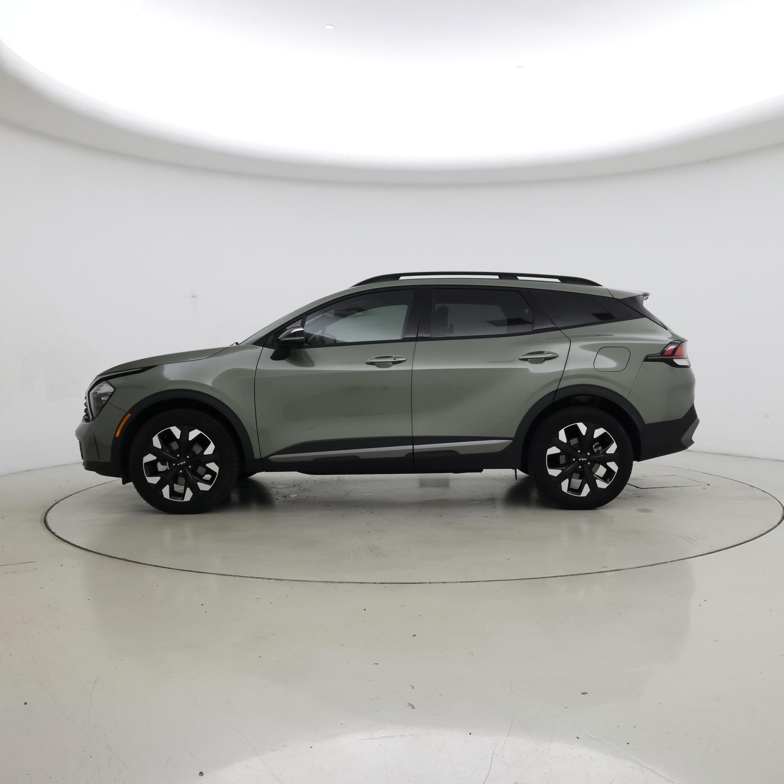 Thumbnail: 2023 Kia Sportage - 3