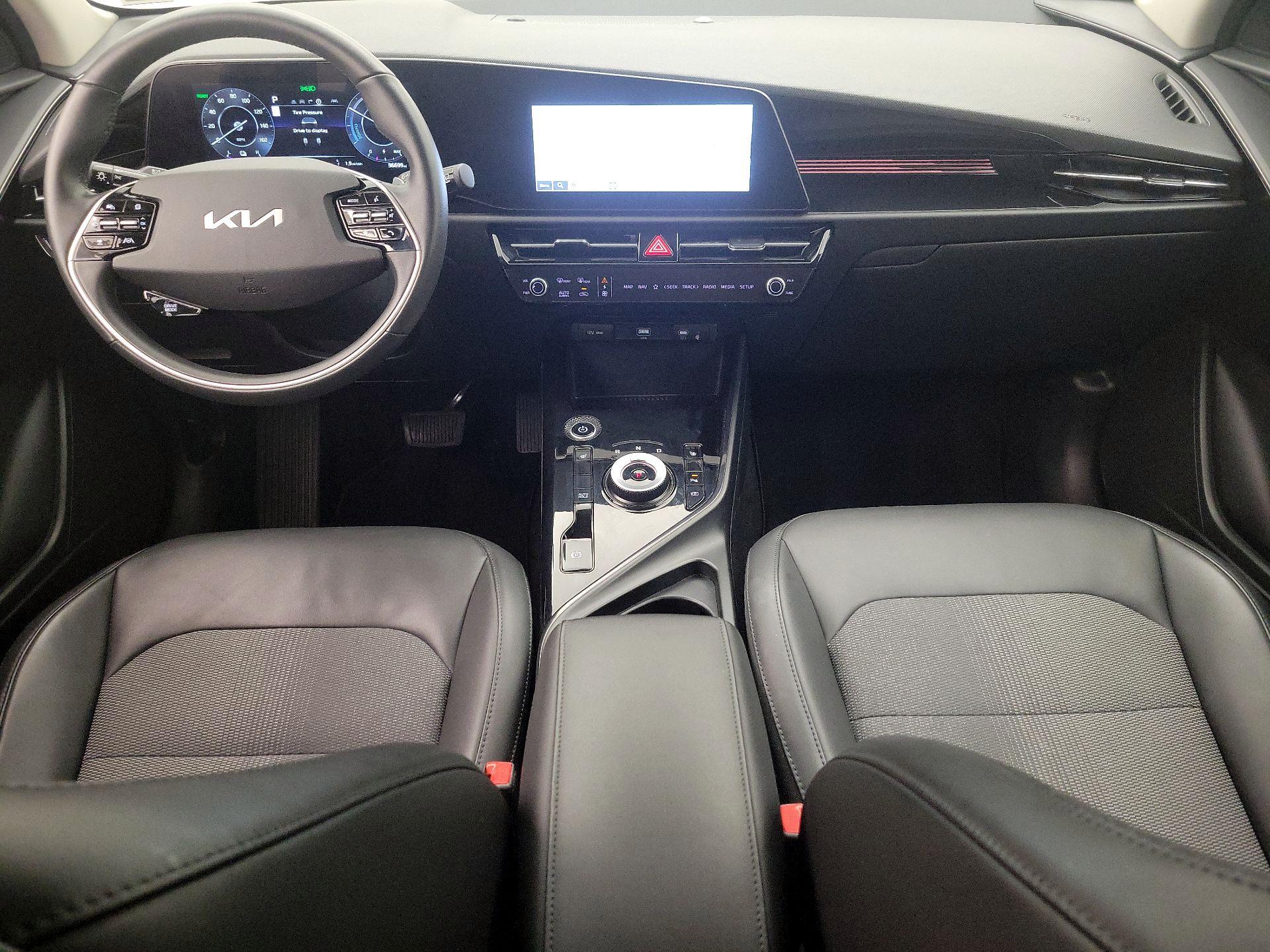 Thumbnail: 2023 Kia Niro - 9