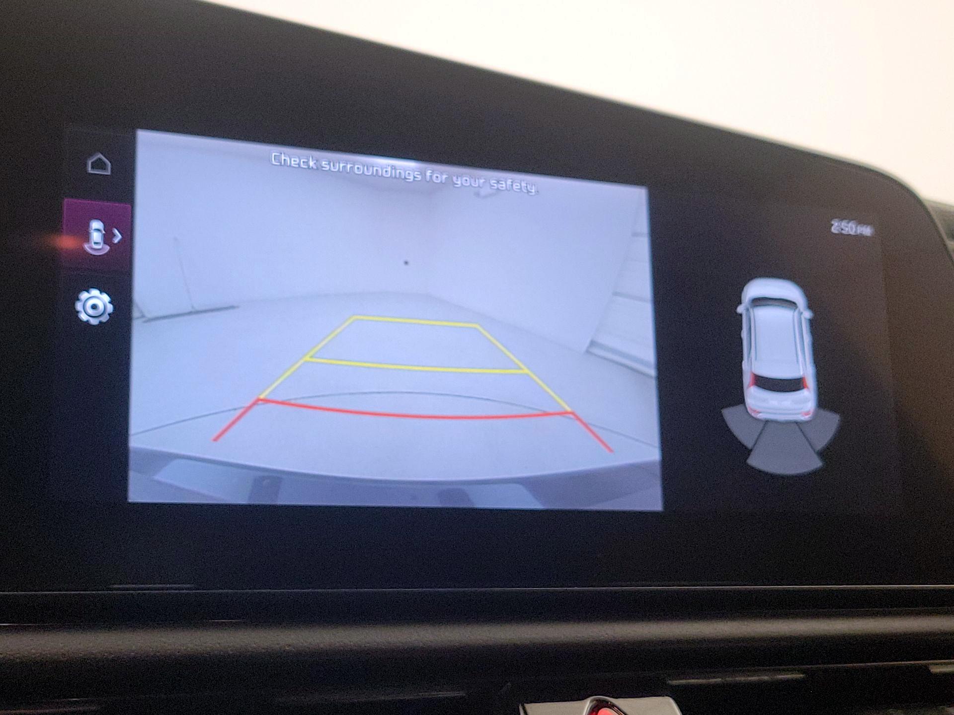 Thumbnail: 2023 Kia Niro - 15