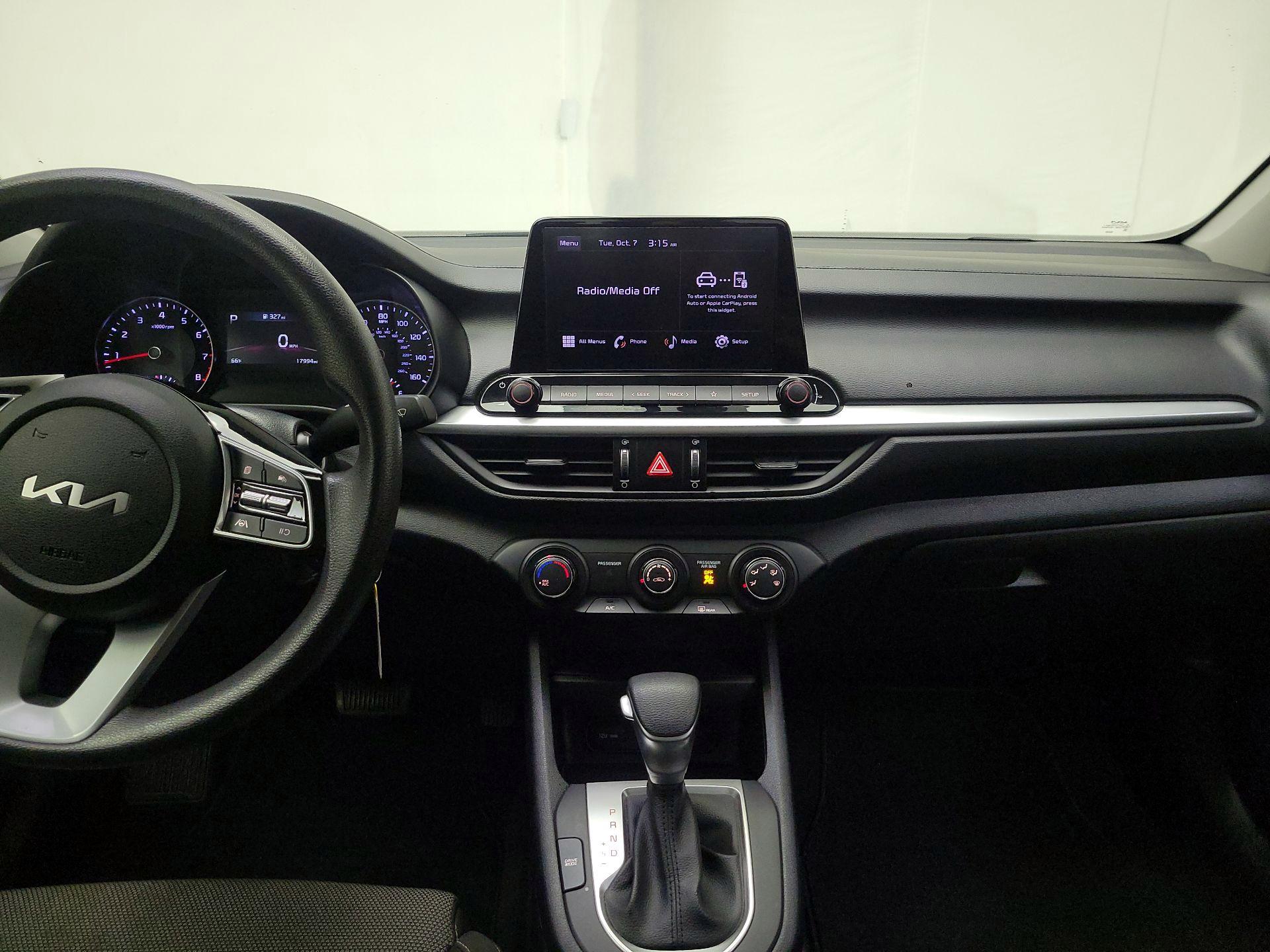 Thumbnail: 2024 Kia Forte - 9