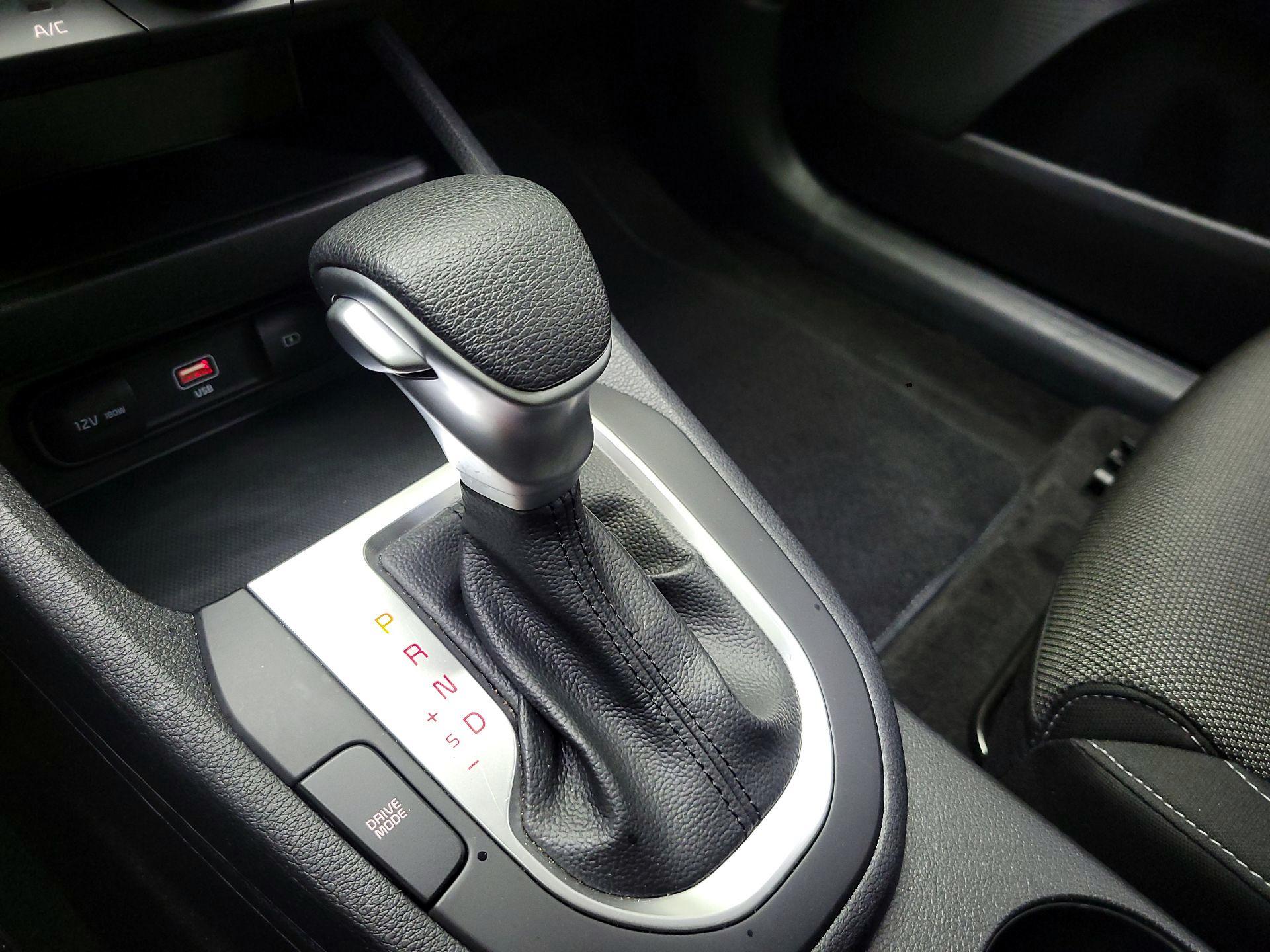 Thumbnail: 2024 Kia Forte - 17