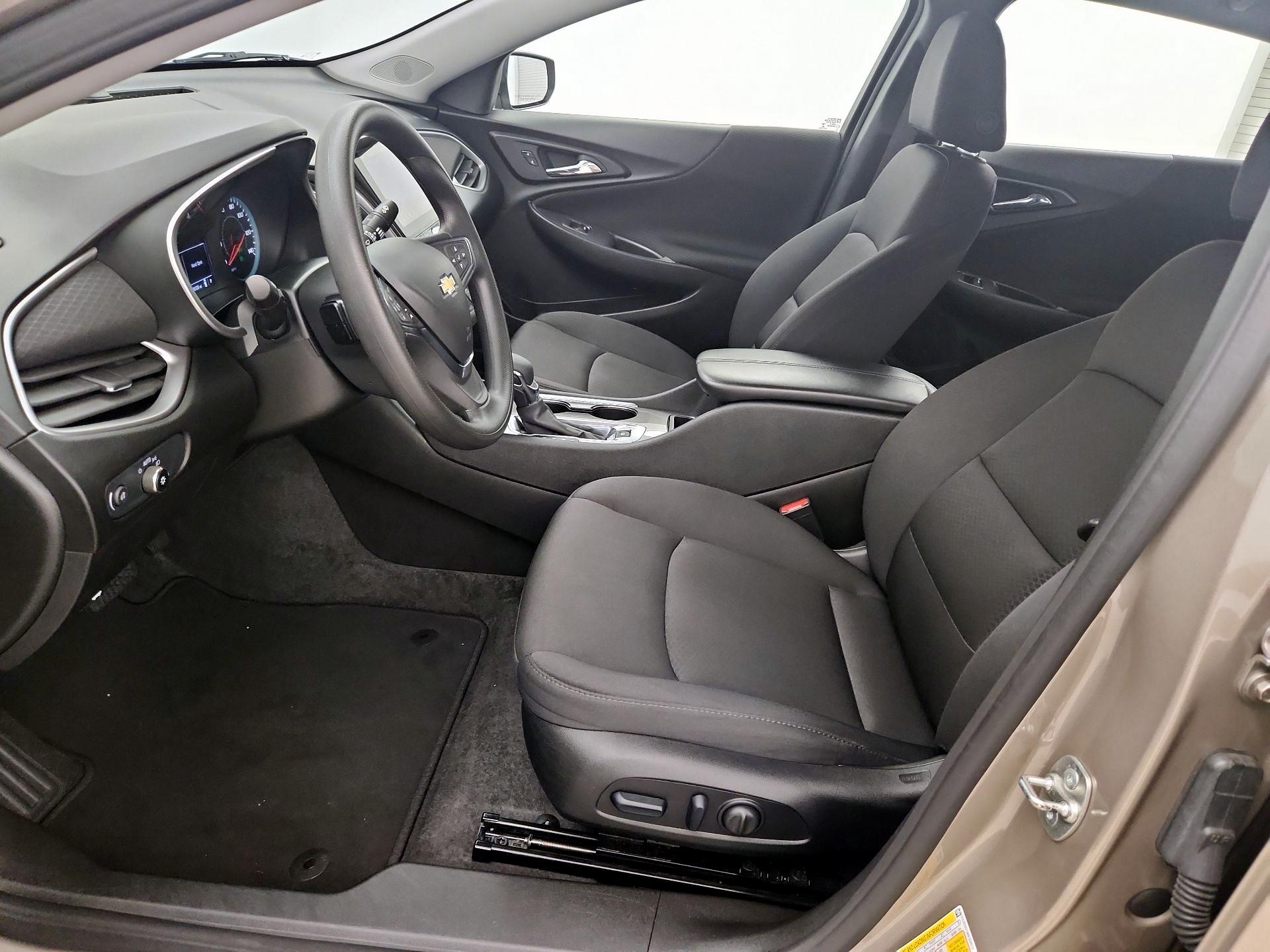 Thumbnail: 2024 Chevrolet Malibu - 11