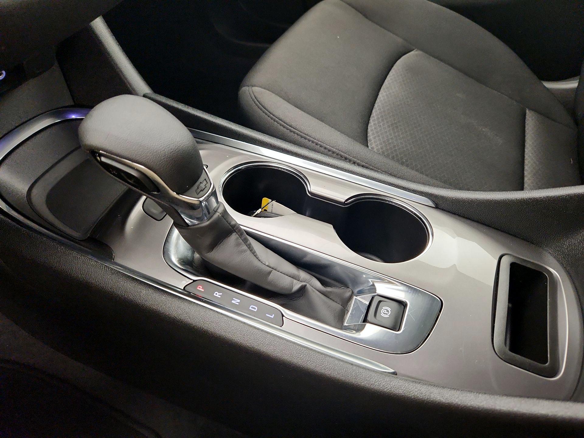 Thumbnail: 2024 Chevrolet Malibu - 17