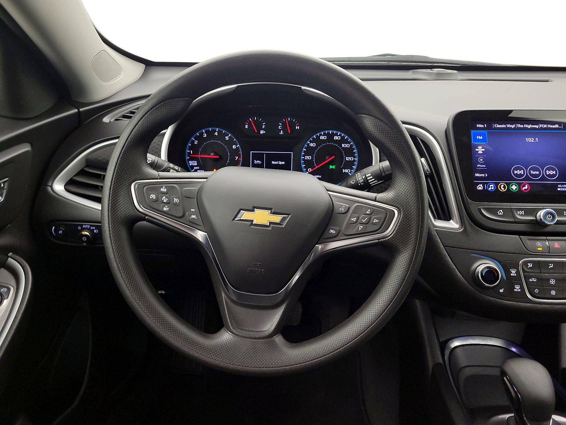 Thumbnail: 2024 Chevrolet Malibu - 10