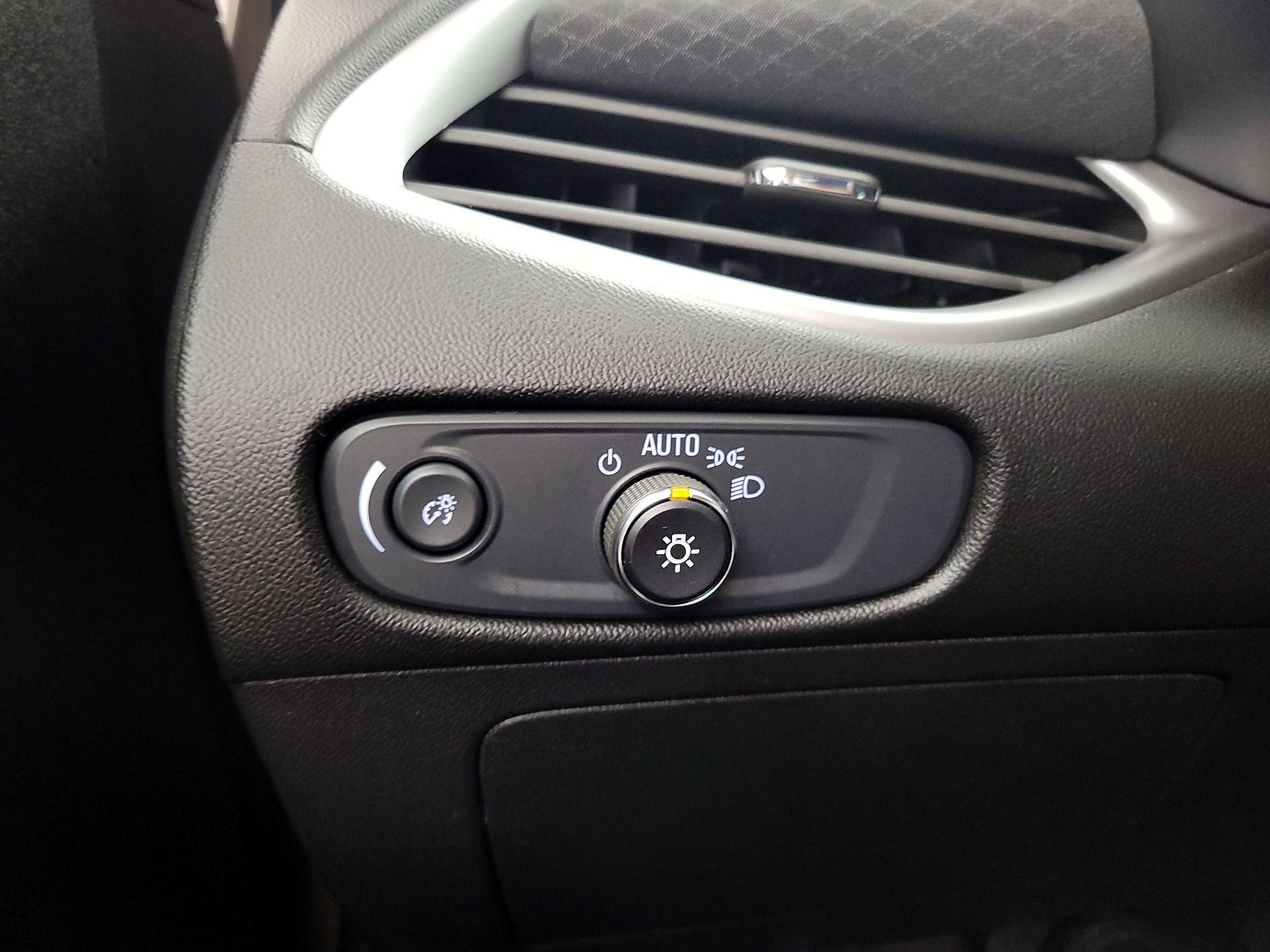 Thumbnail: 2024 Chevrolet Malibu - 13