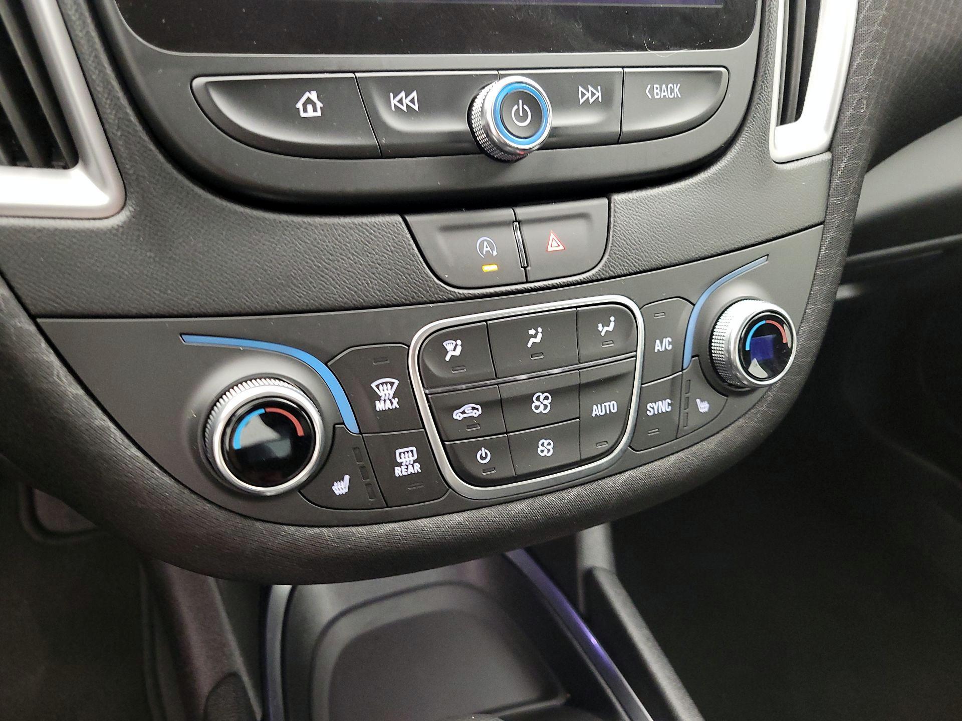 Thumbnail: 2024 Chevrolet Malibu - 16