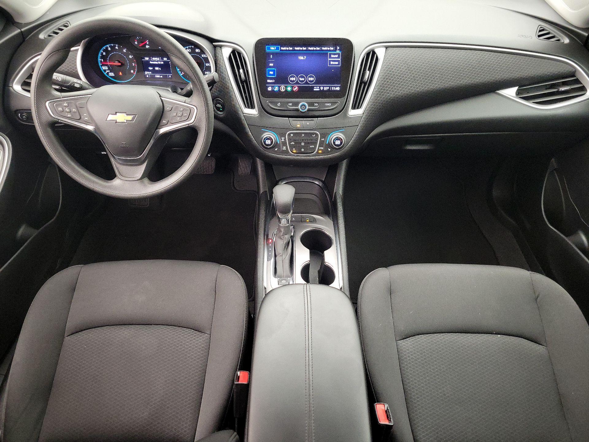 Thumbnail: 2024 Chevrolet Malibu - 9