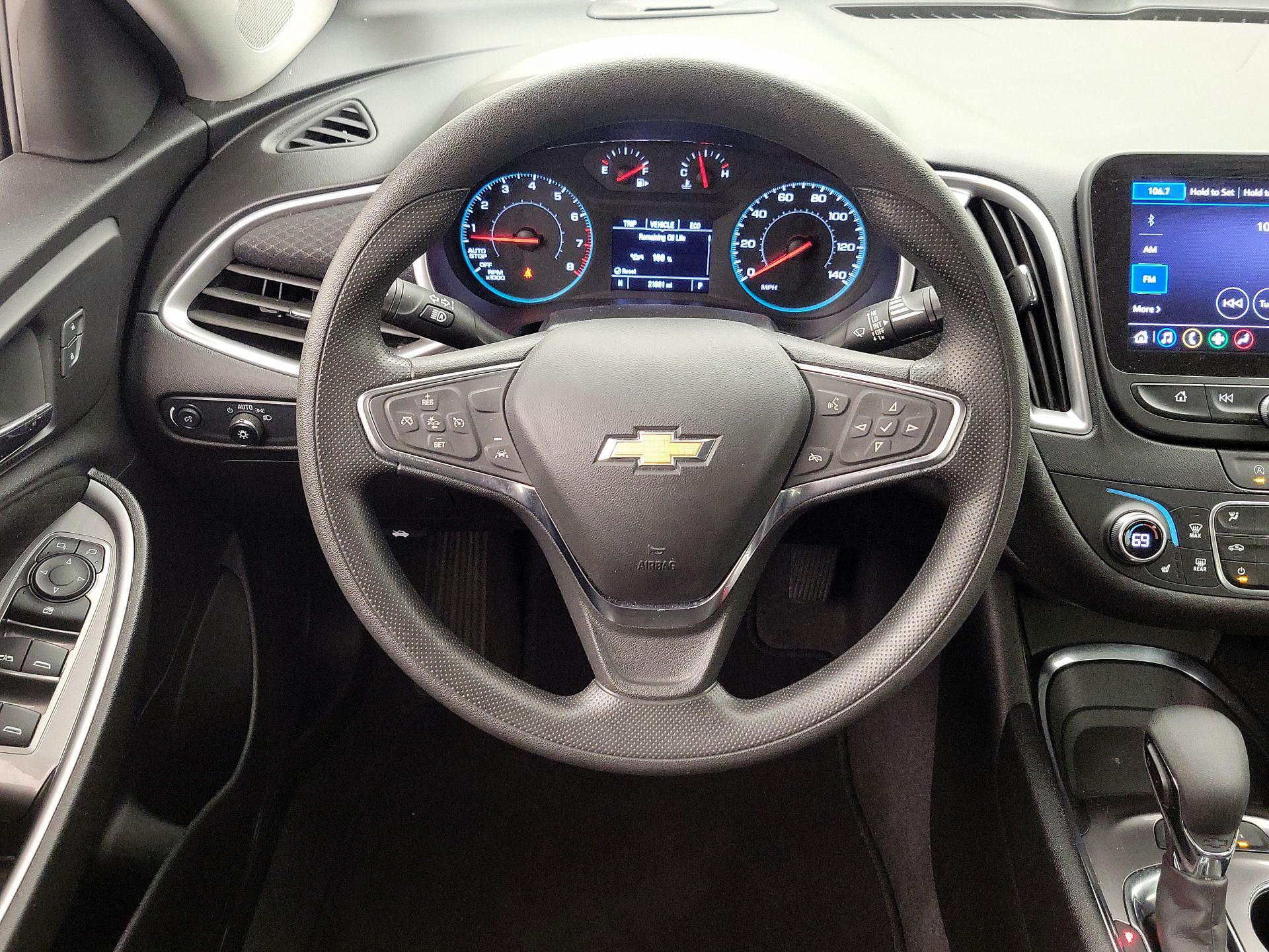 Thumbnail: 2024 Chevrolet Malibu - 10