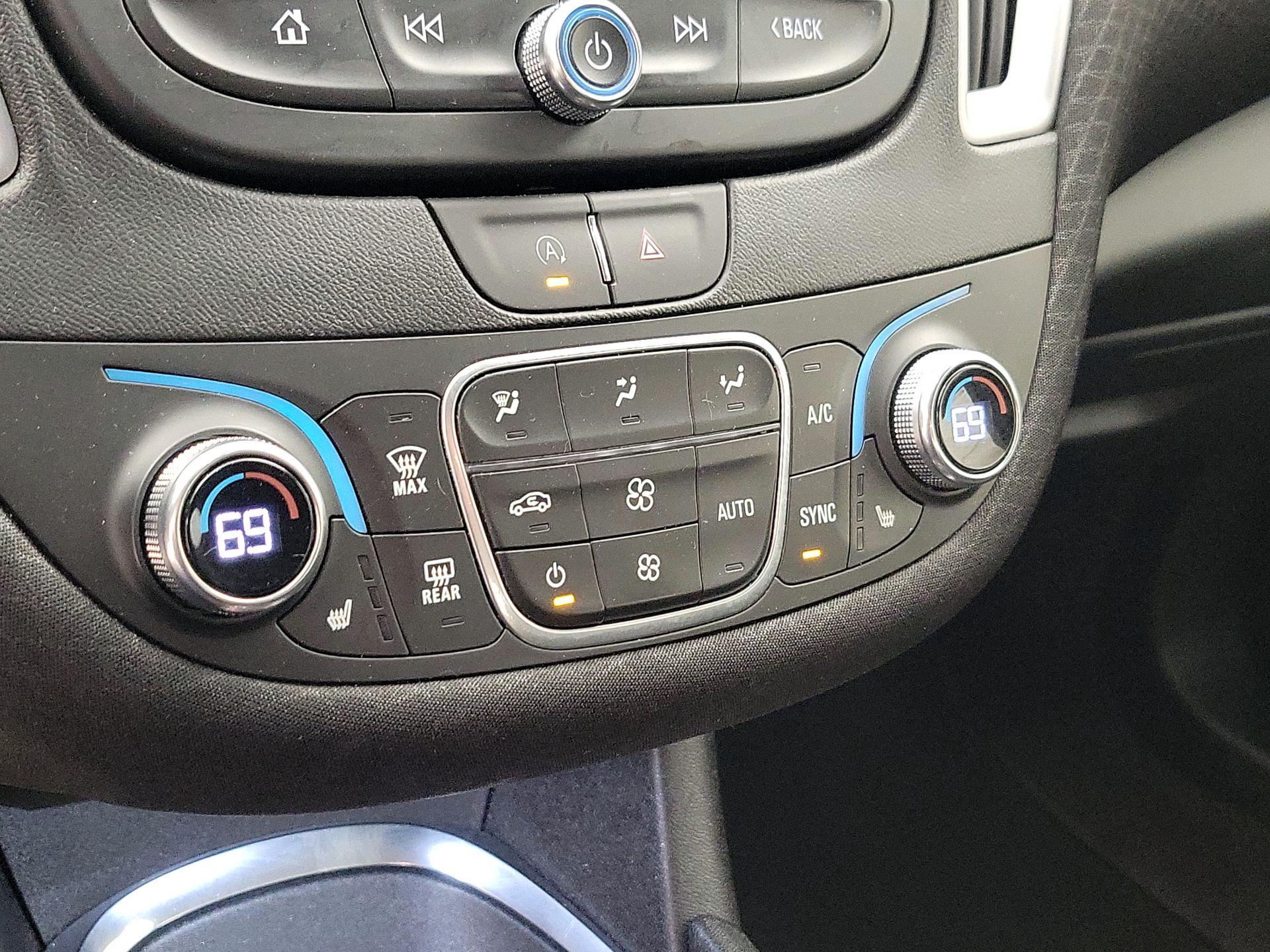 Thumbnail: 2024 Chevrolet Malibu - 16