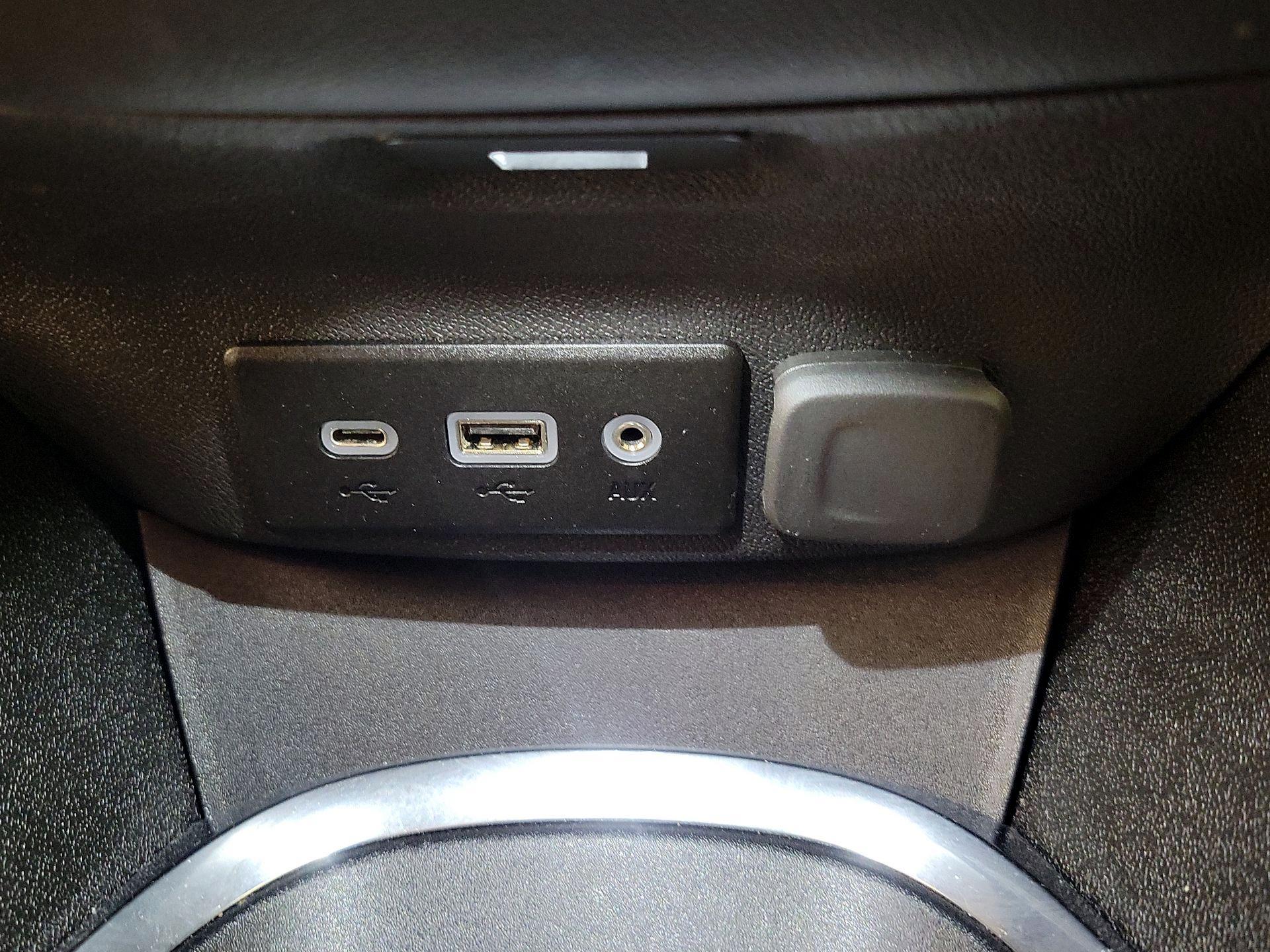 Thumbnail: 2024 Chevrolet Malibu - 18