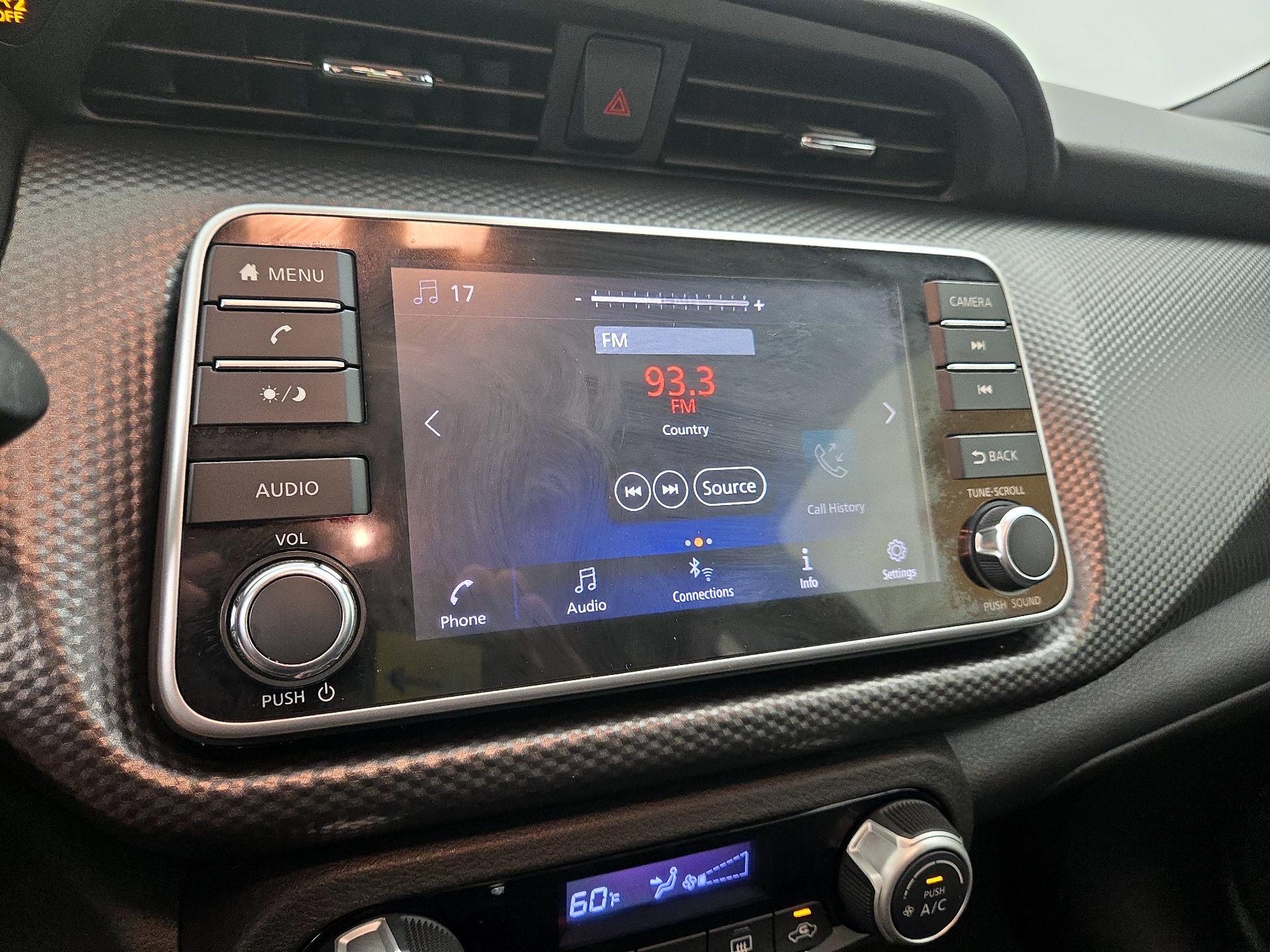 Thumbnail: 2020 Nissan Kicks - 14