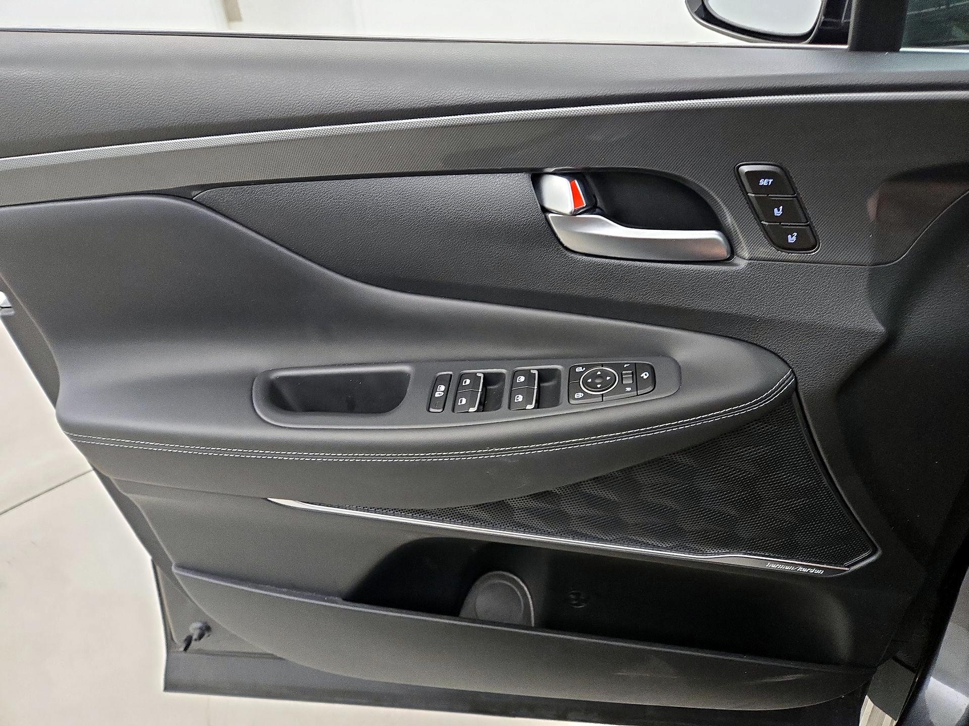 Thumbnail: 2023 Hyundai Santa Fe - 12