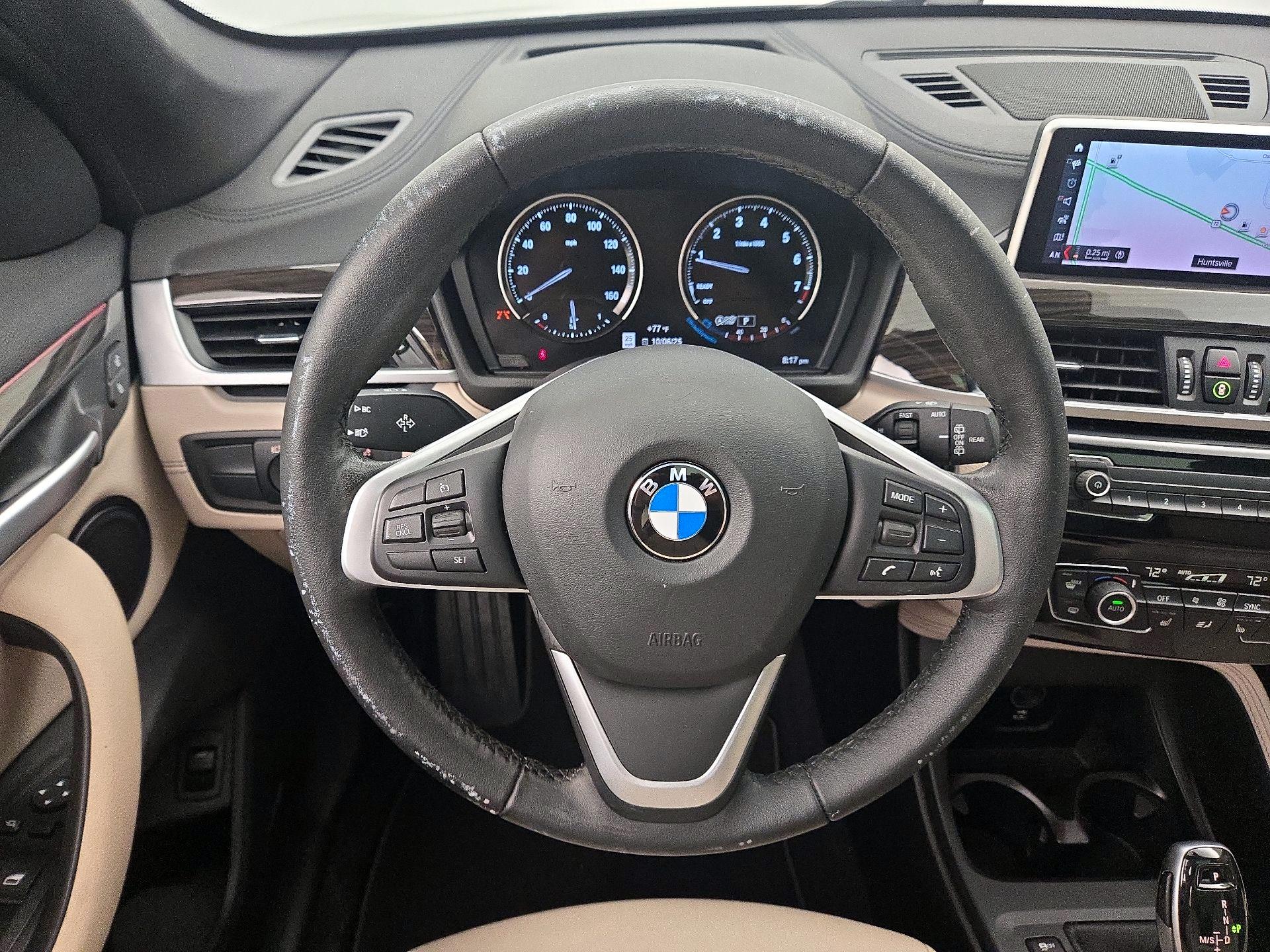 Thumbnail: 2022 BMW X1 - 10