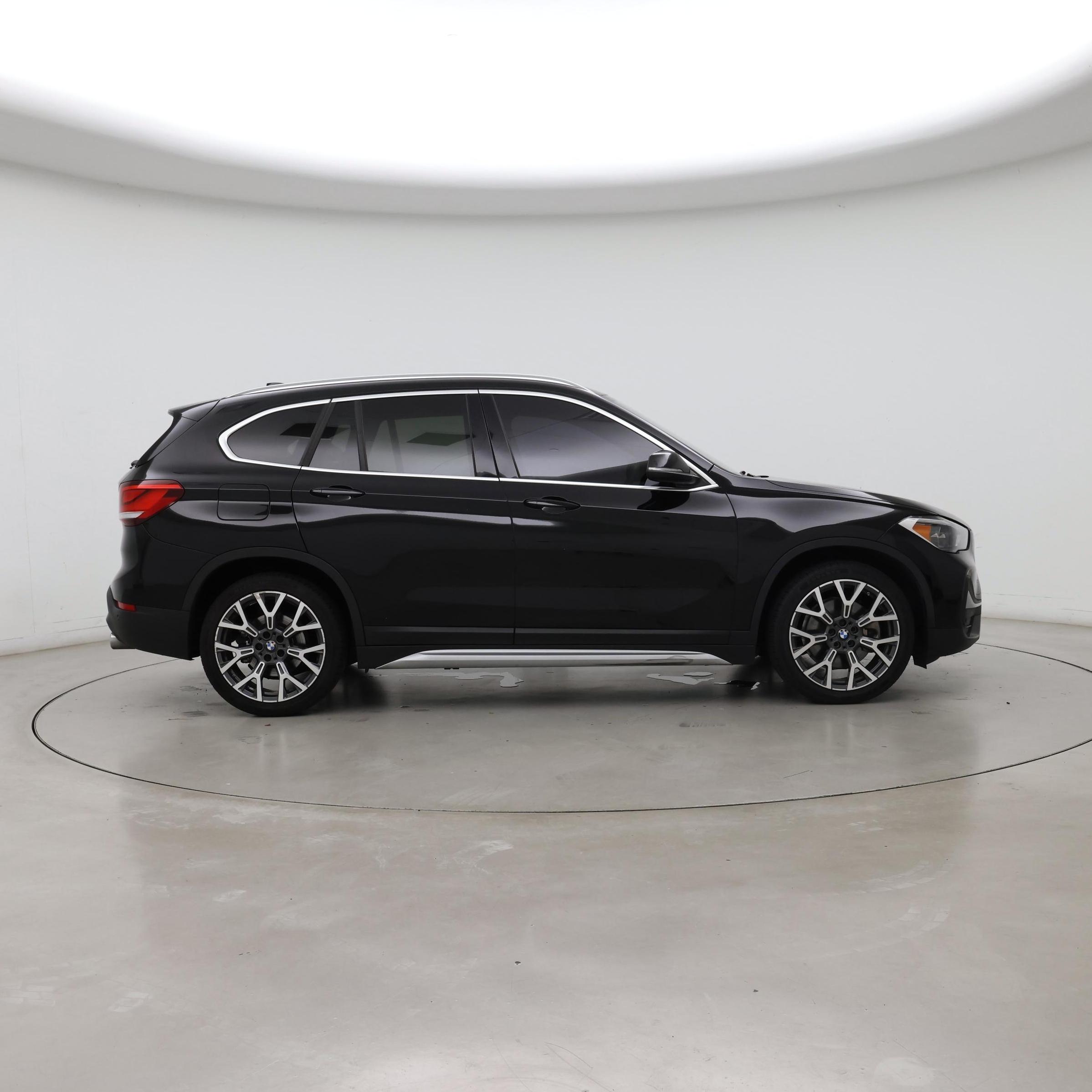 Thumbnail: 2022 BMW X1 - 7
