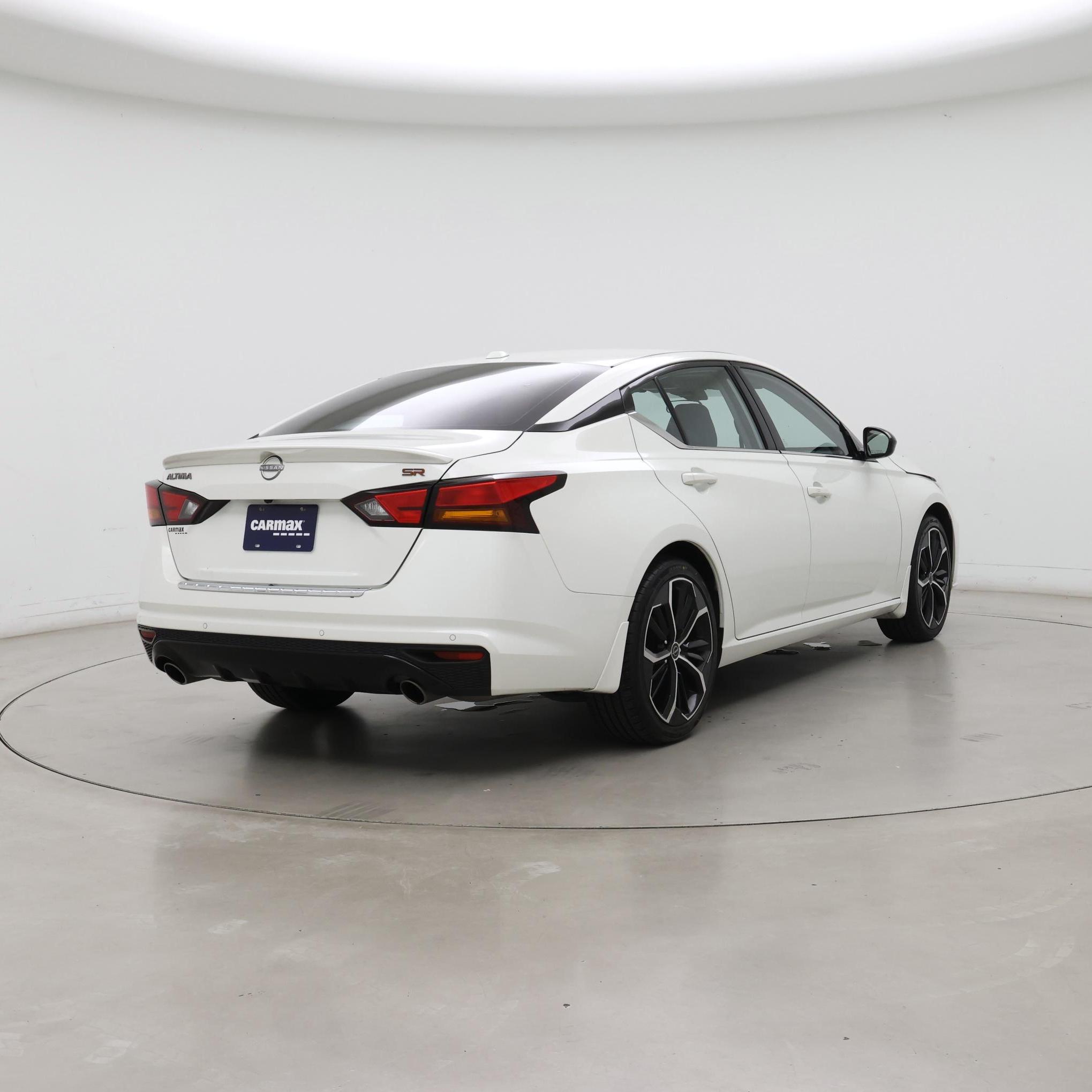 Thumbnail: 2023 Nissan Altima - 8