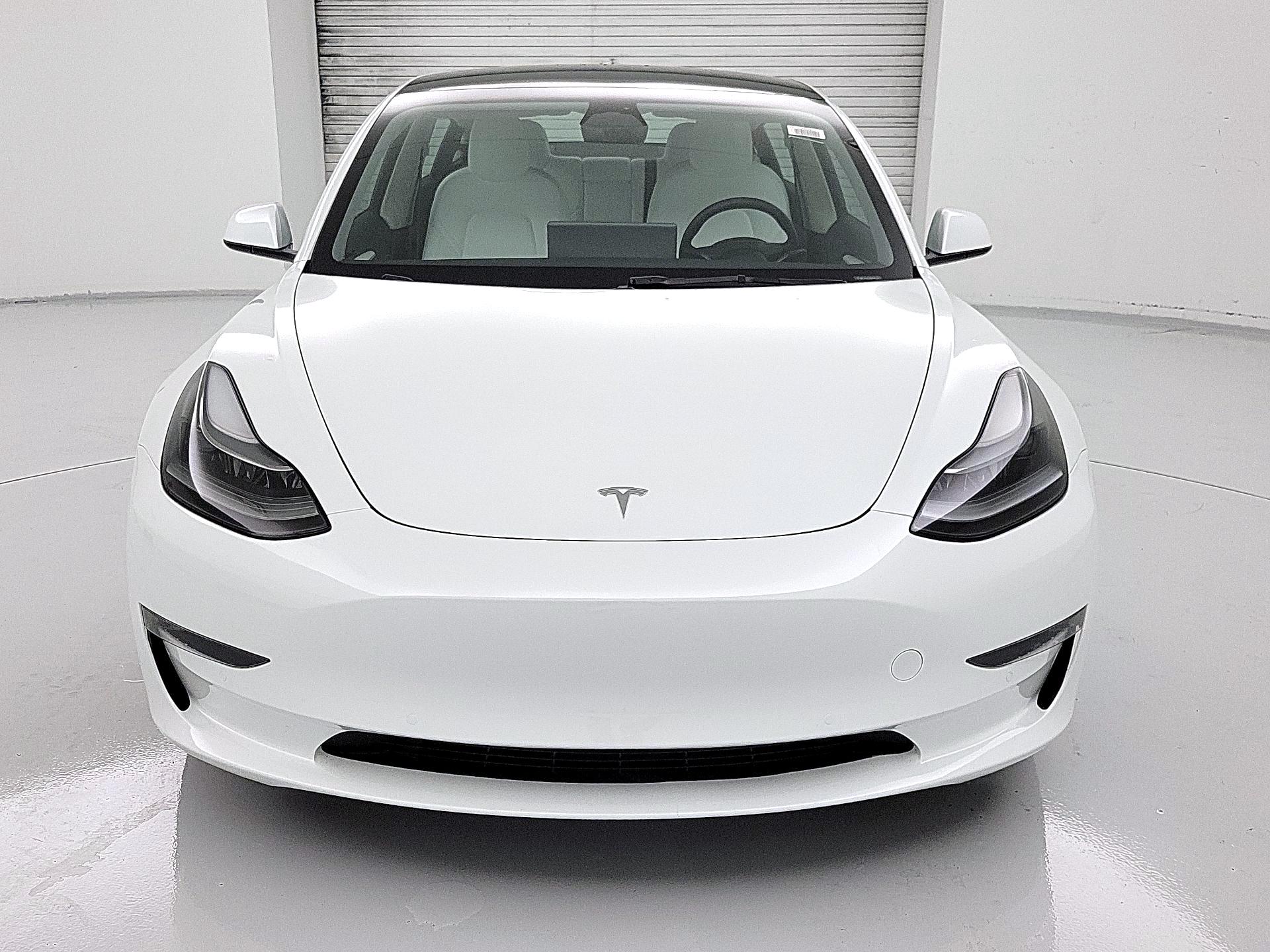 Thumbnail: 2022 Tesla Model 3 - 2