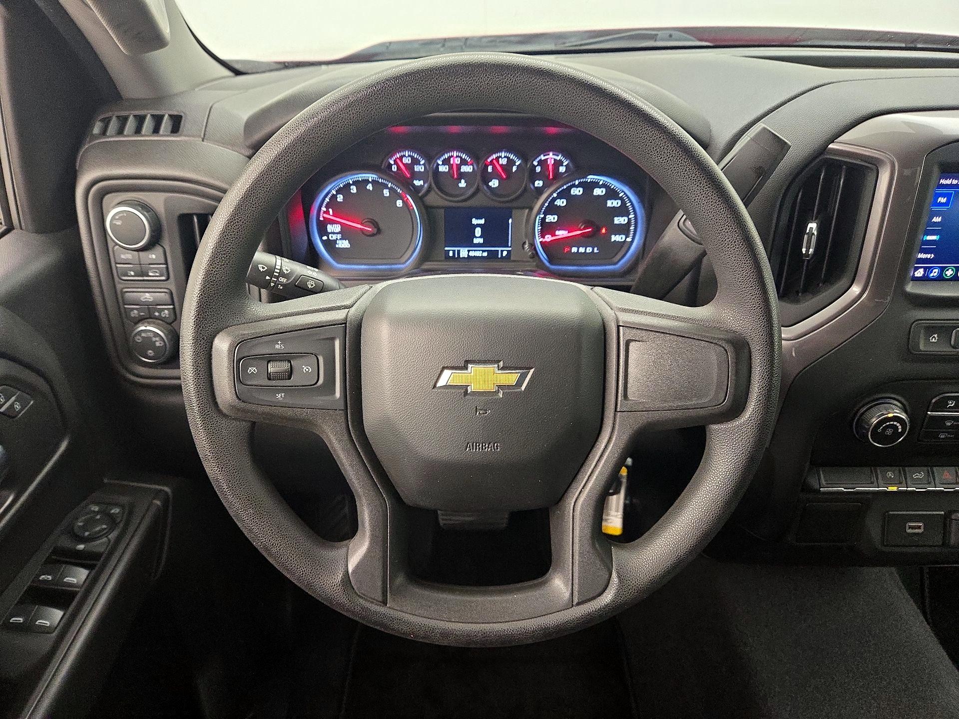 Thumbnail: 2020 Chevrolet Silverado 1500 - 10
