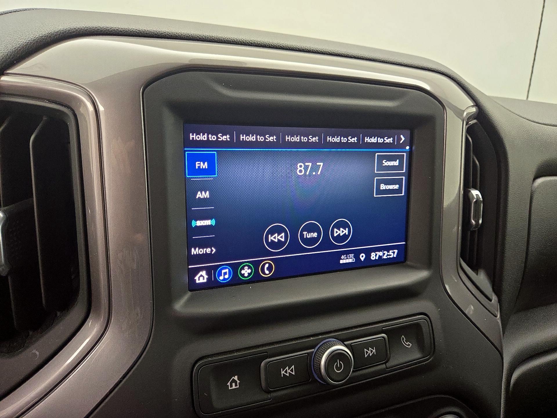 Thumbnail: 2020 Chevrolet Silverado 1500 - 15
