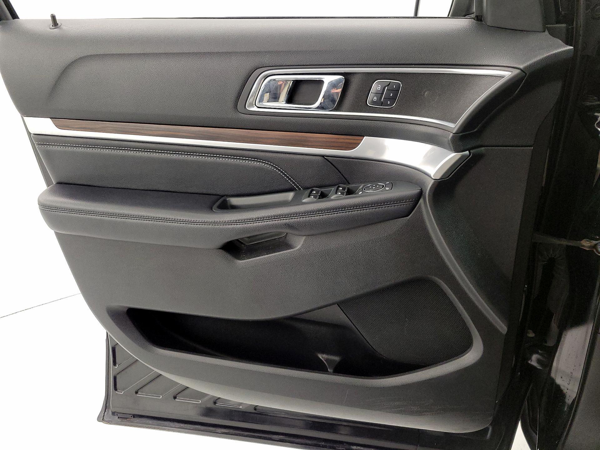 Thumbnail: 2018 Ford Explorer - 12