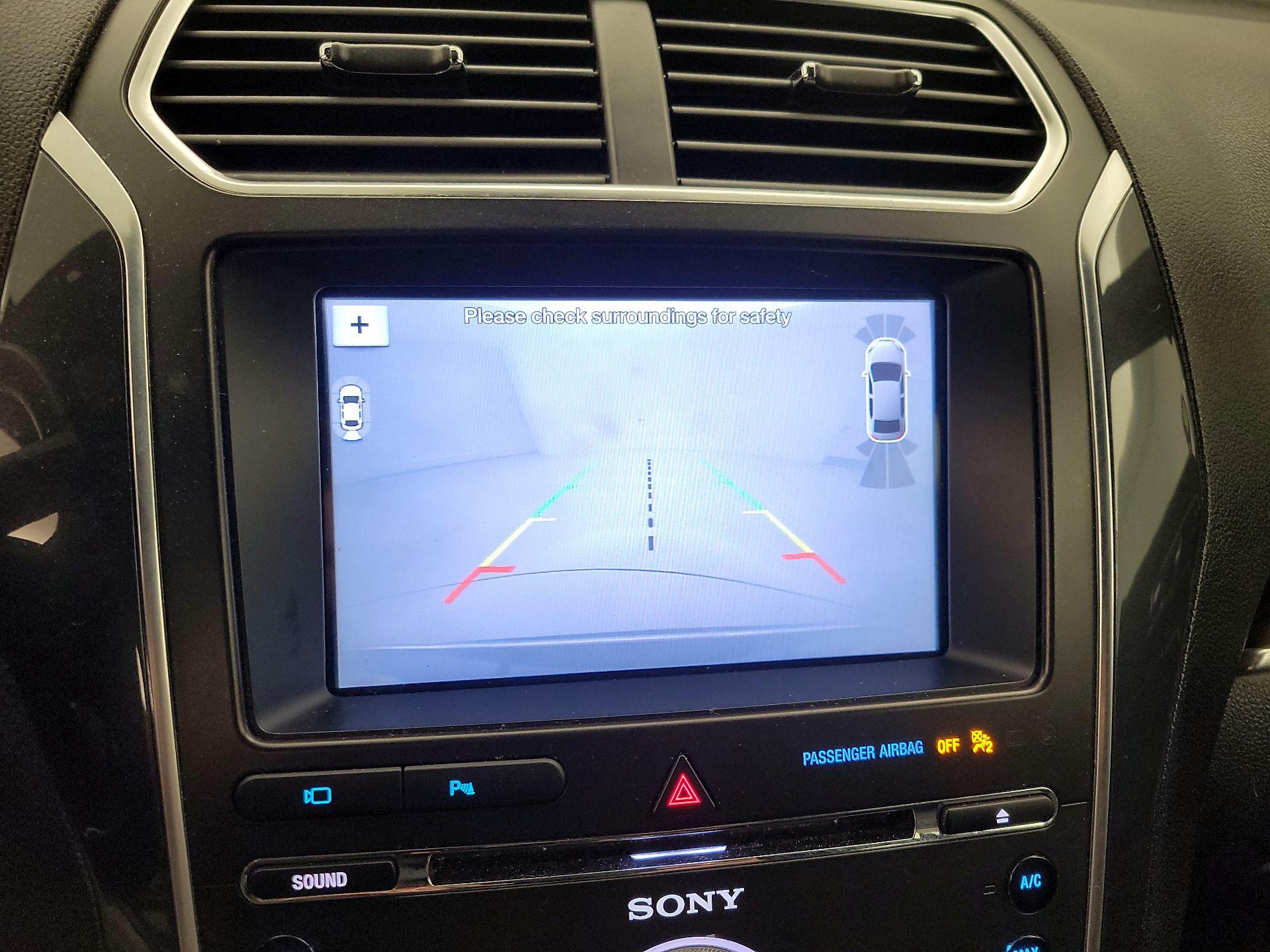 Thumbnail: 2018 Ford Explorer - 15