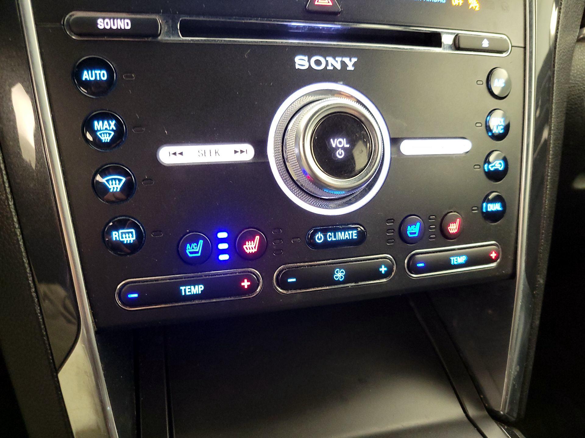 Thumbnail: 2018 Ford Explorer - 17