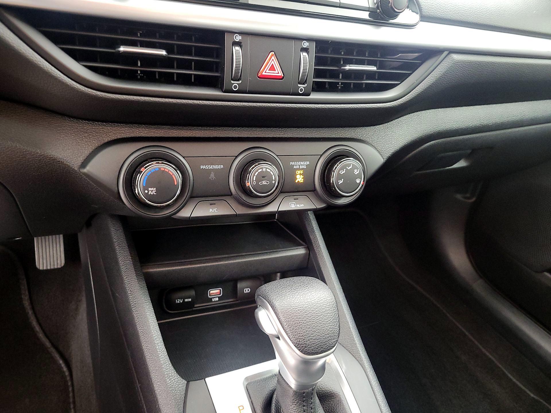 Thumbnail: 2024 Kia Forte - 15