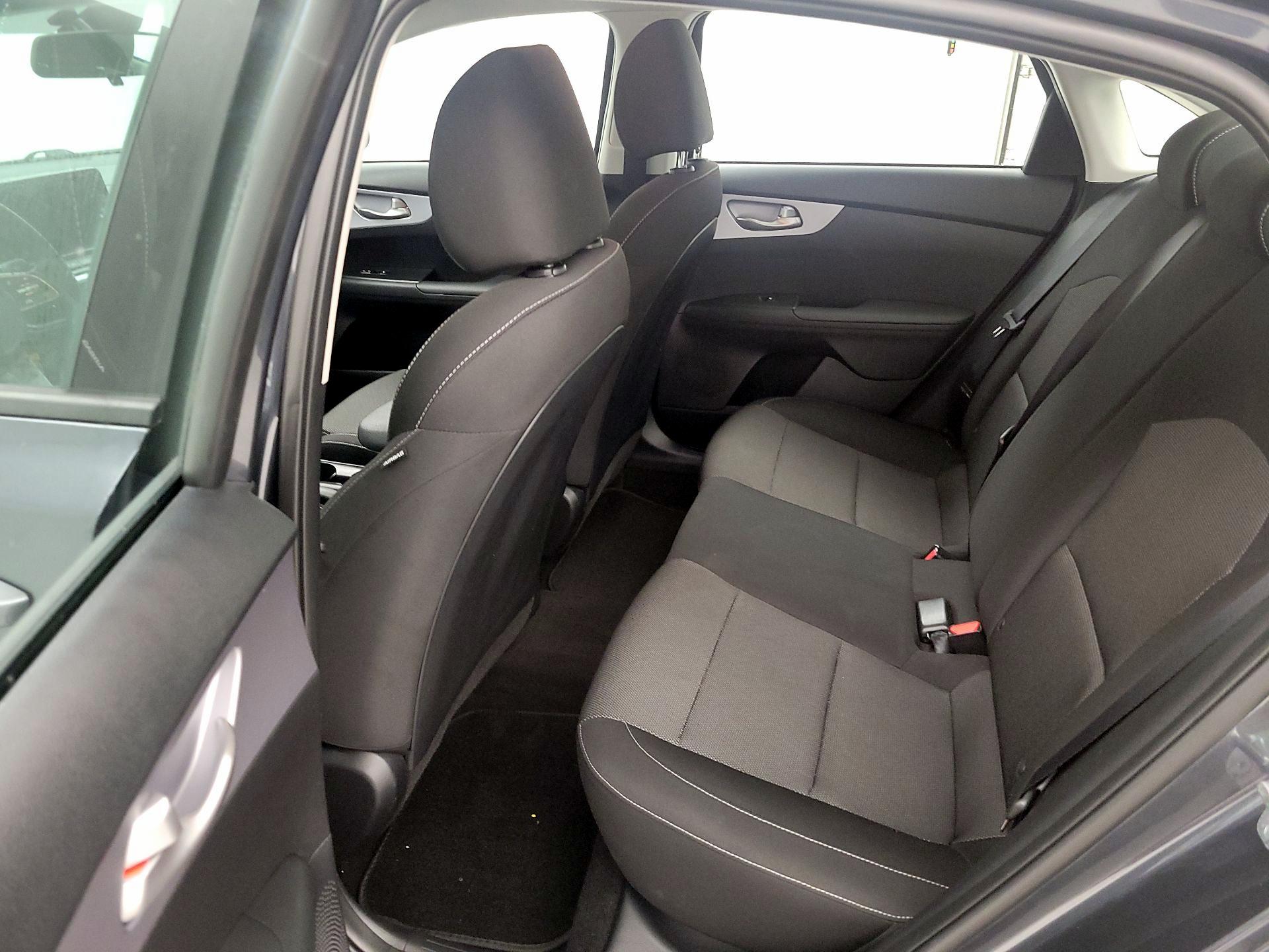 Thumbnail: 2024 Kia Forte - 17