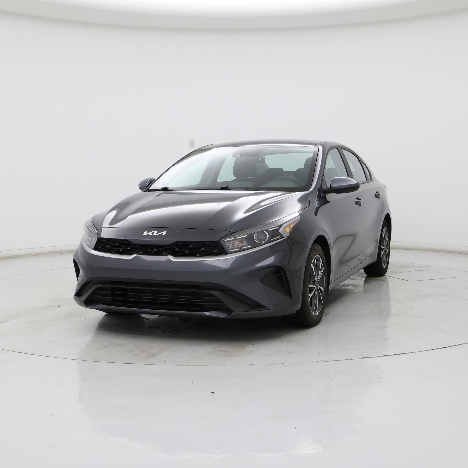 Thumbnail: 2024 Kia Forte - 4