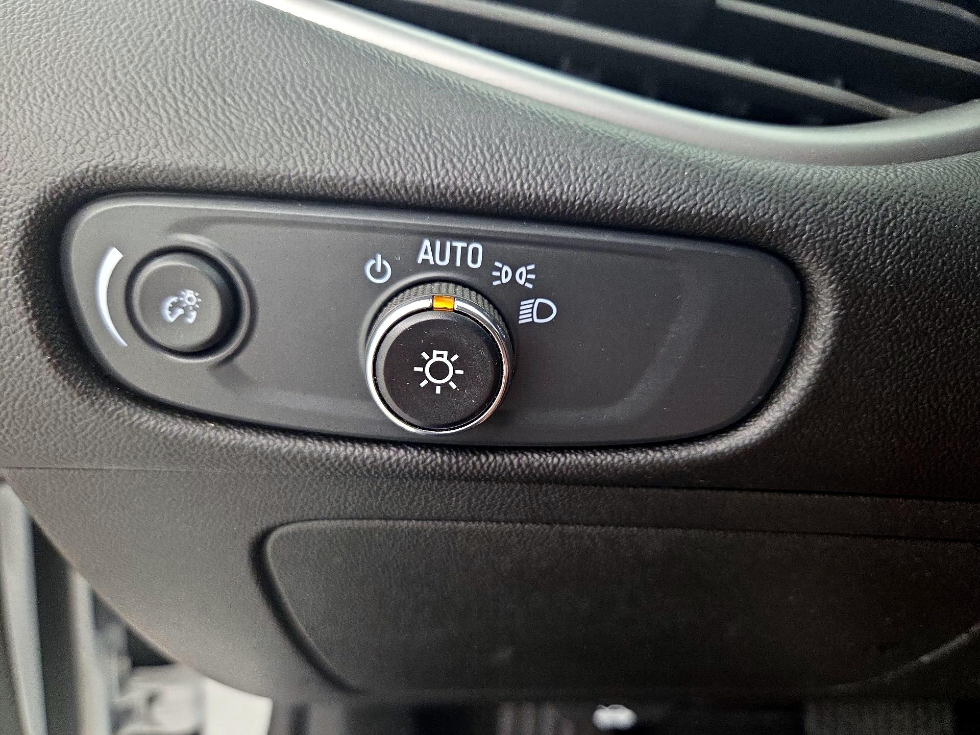 Thumbnail: 2024 Chevrolet Malibu - 13