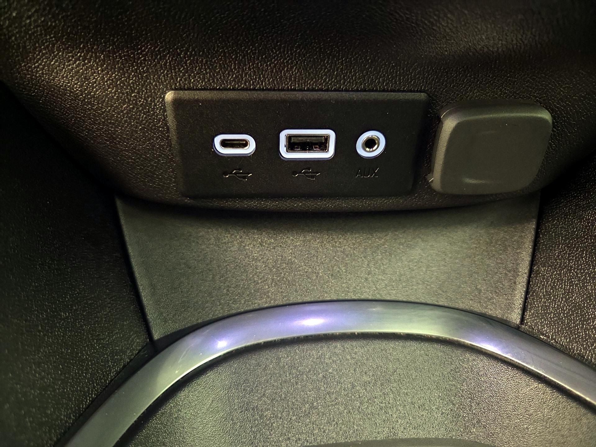 Thumbnail: 2024 Chevrolet Malibu - 18