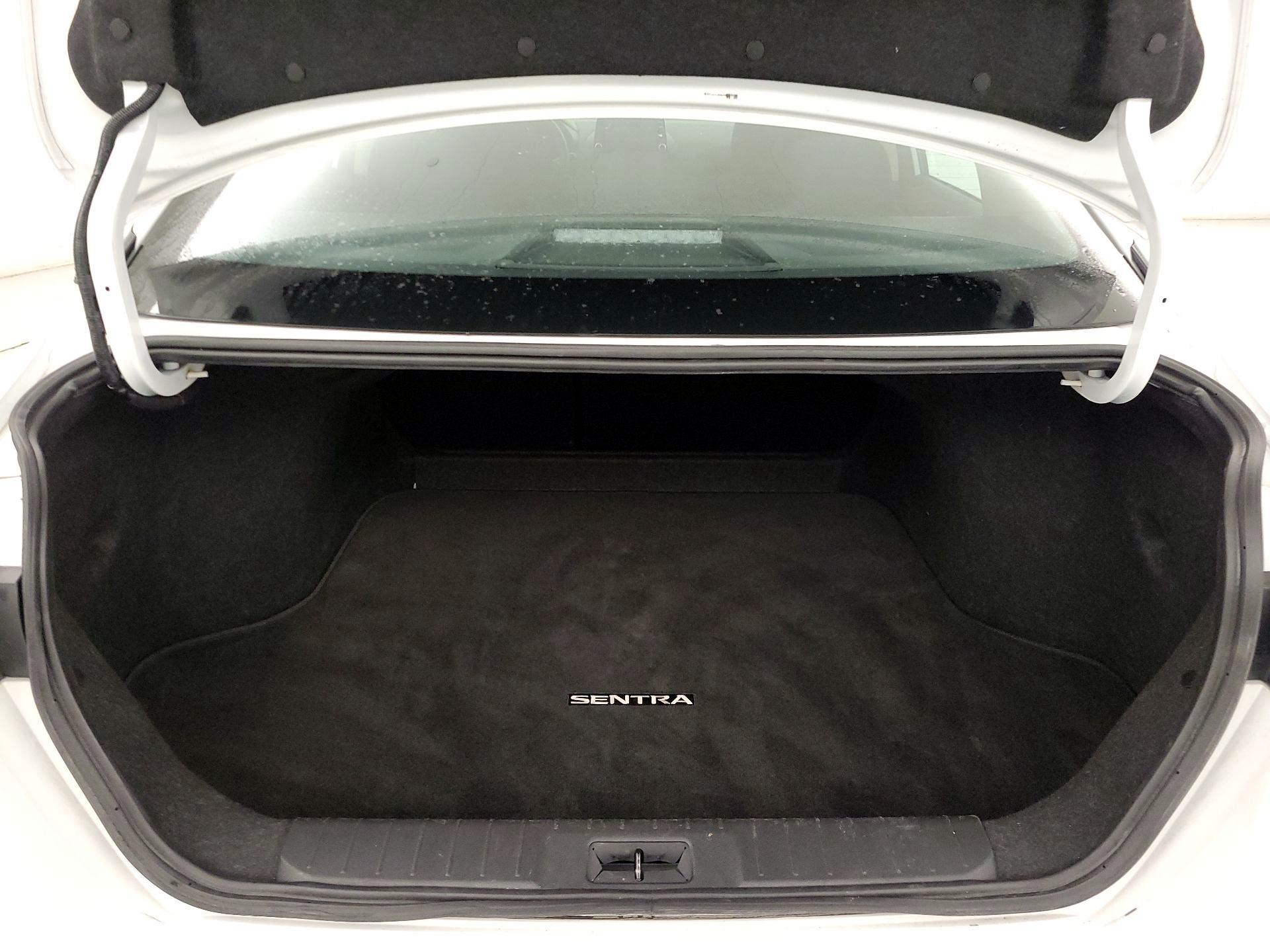 Thumbnail: 2024 Nissan Sentra - 20