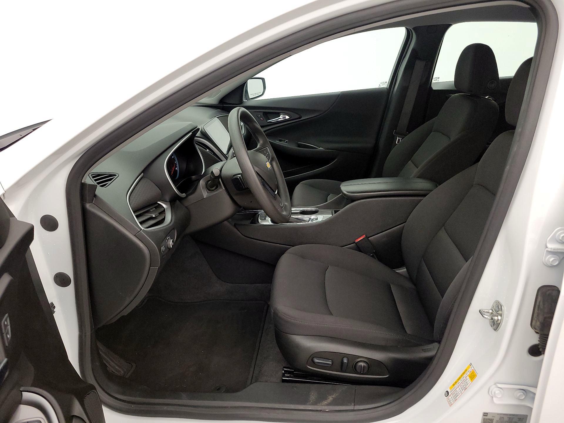 Thumbnail: 2024 Chevrolet Malibu - 11