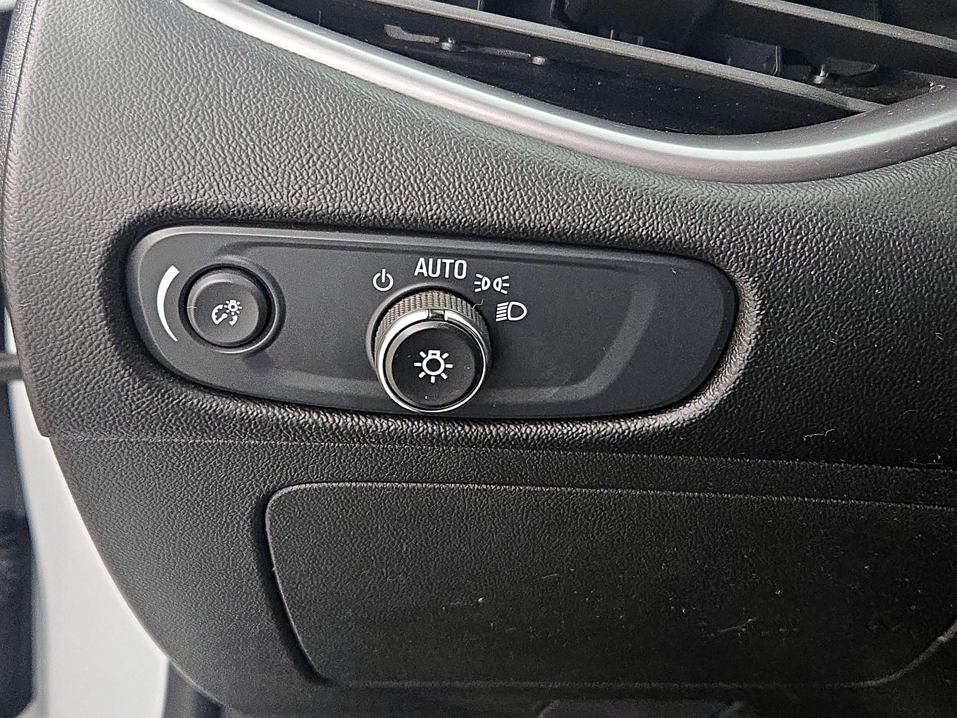 Thumbnail: 2024 Chevrolet Malibu - 13