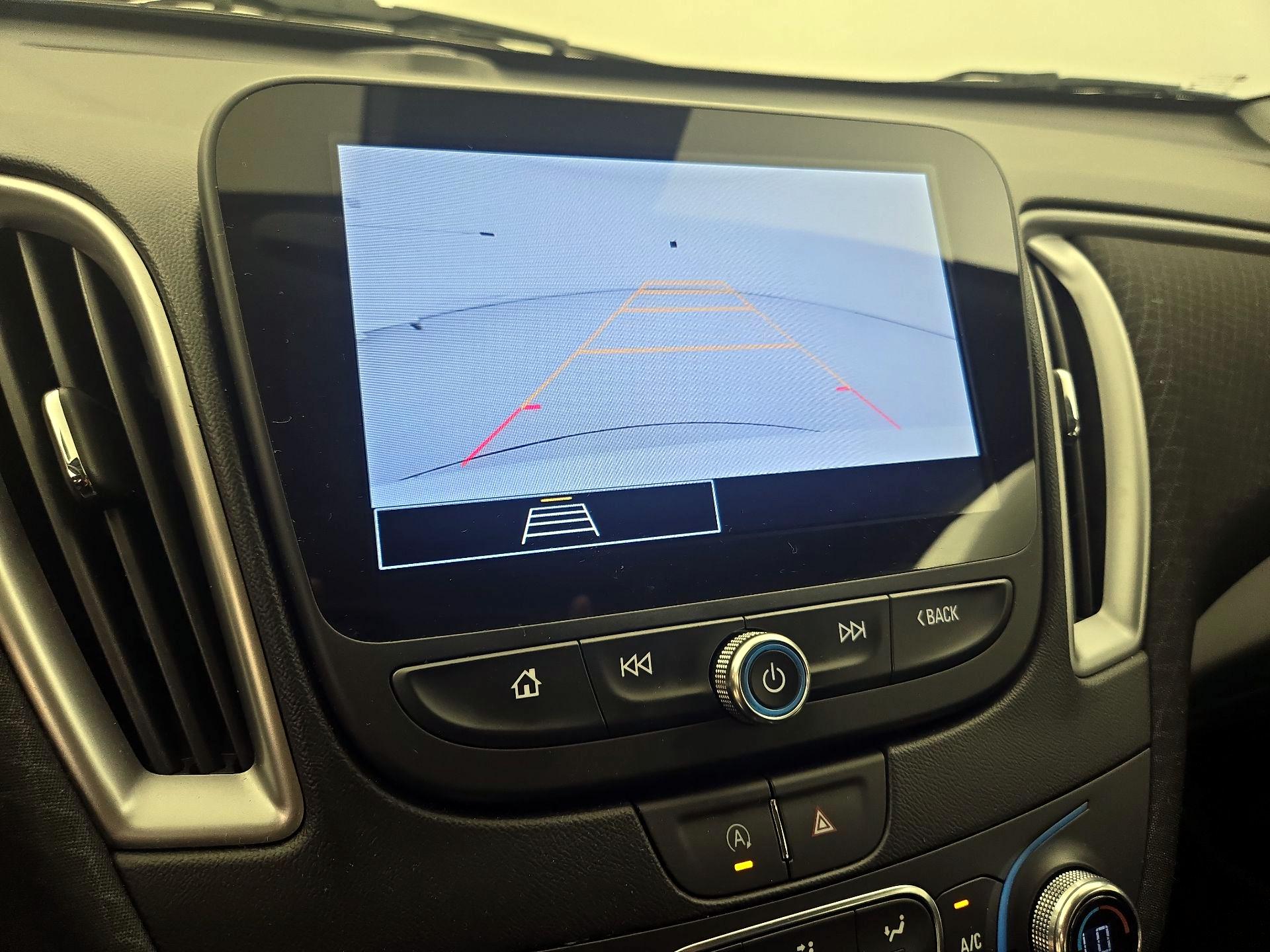 Thumbnail: 2024 Chevrolet Malibu - 14