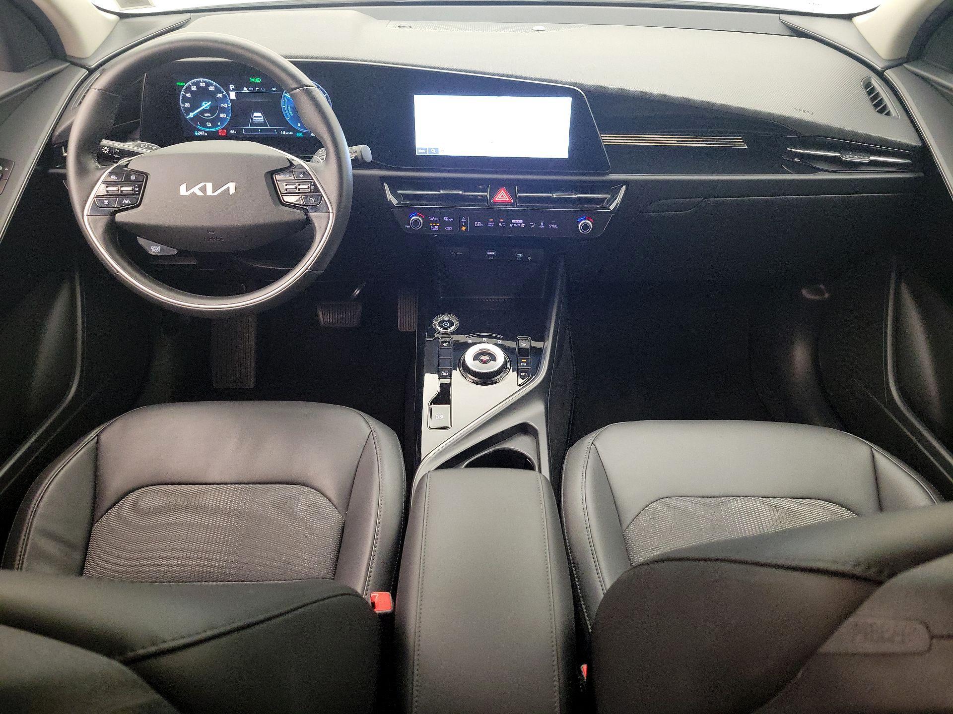 Thumbnail: 2023 Kia Niro - 9