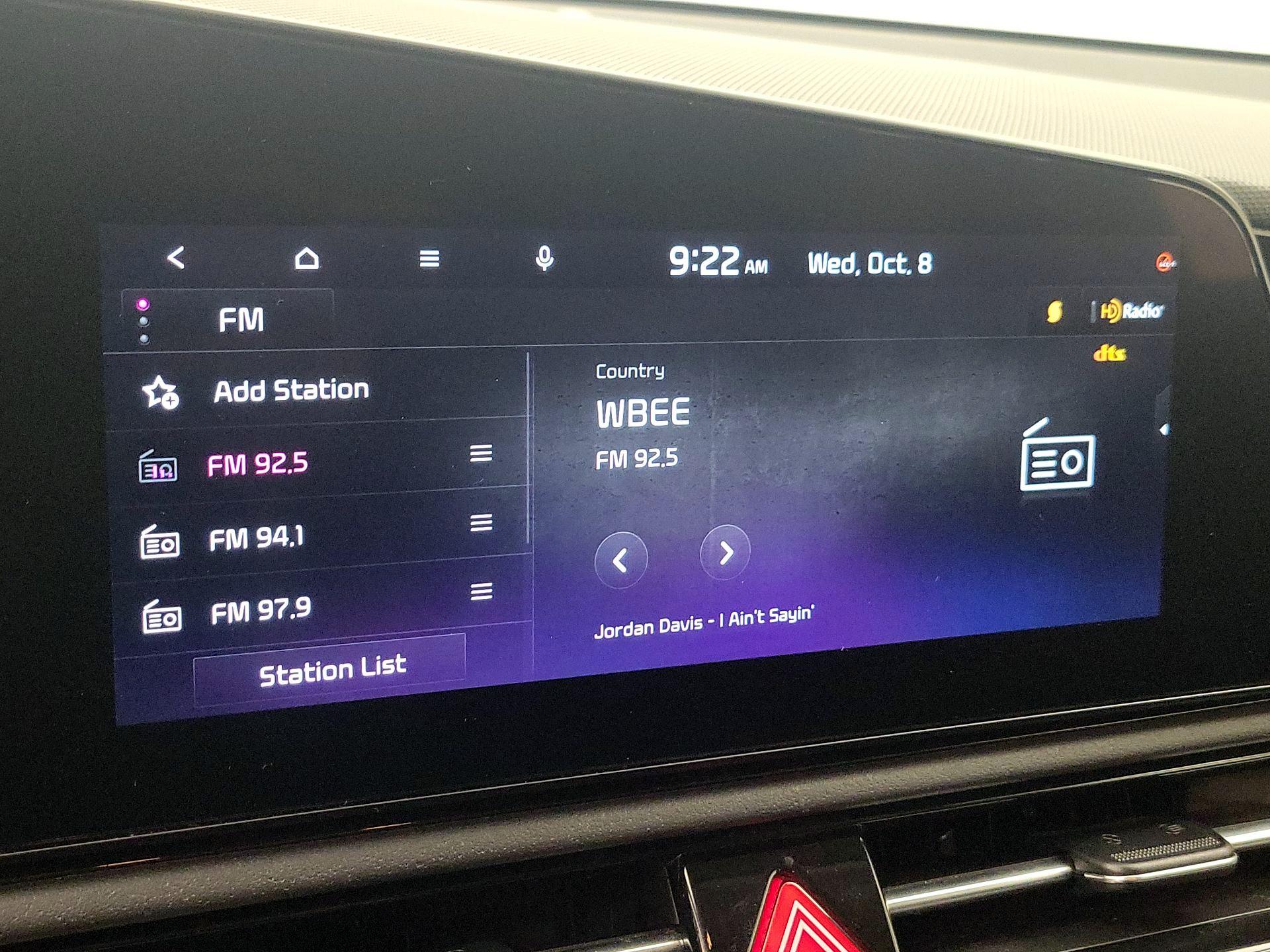 Thumbnail: 2023 Kia Niro - 16