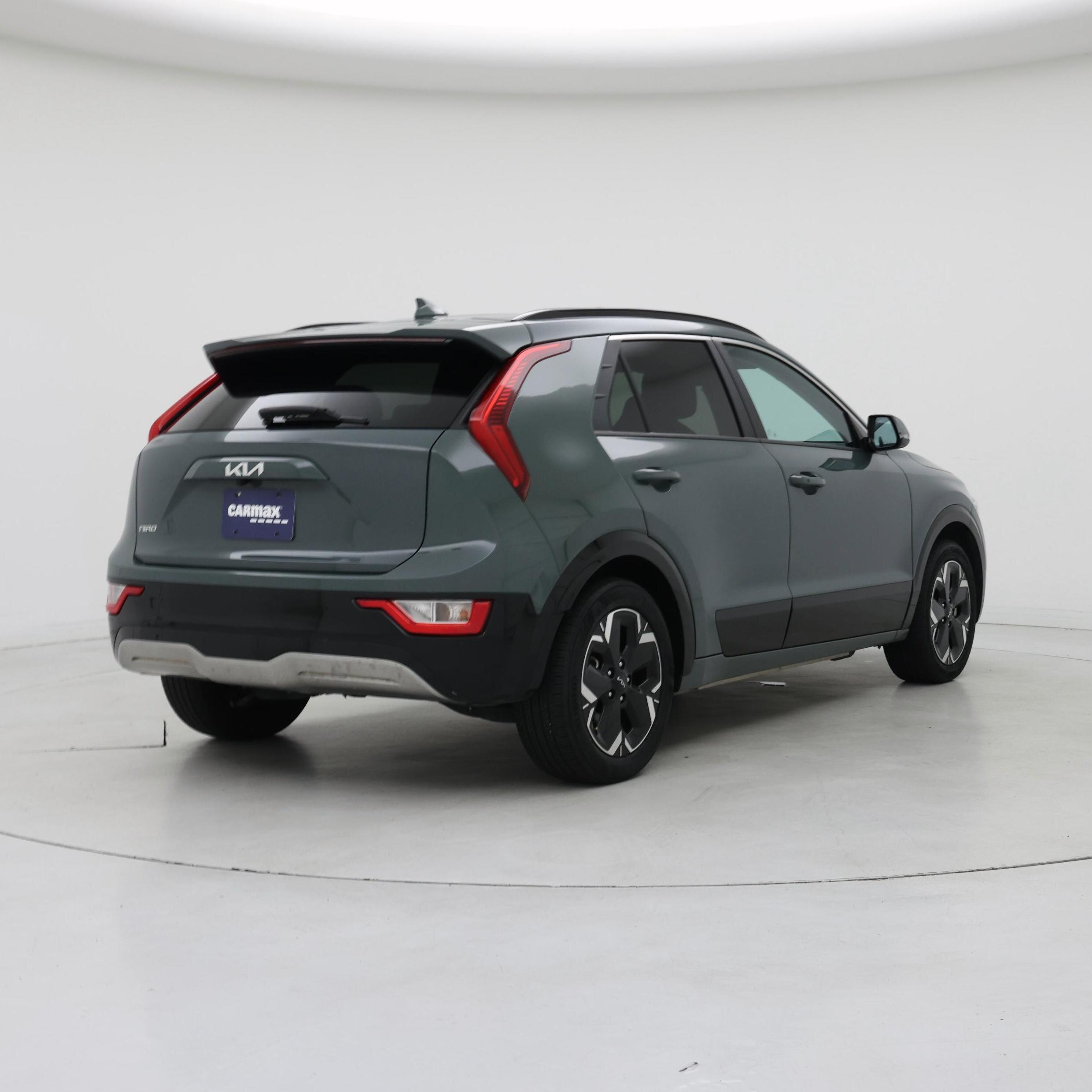 Thumbnail: 2023 Kia Niro - 8