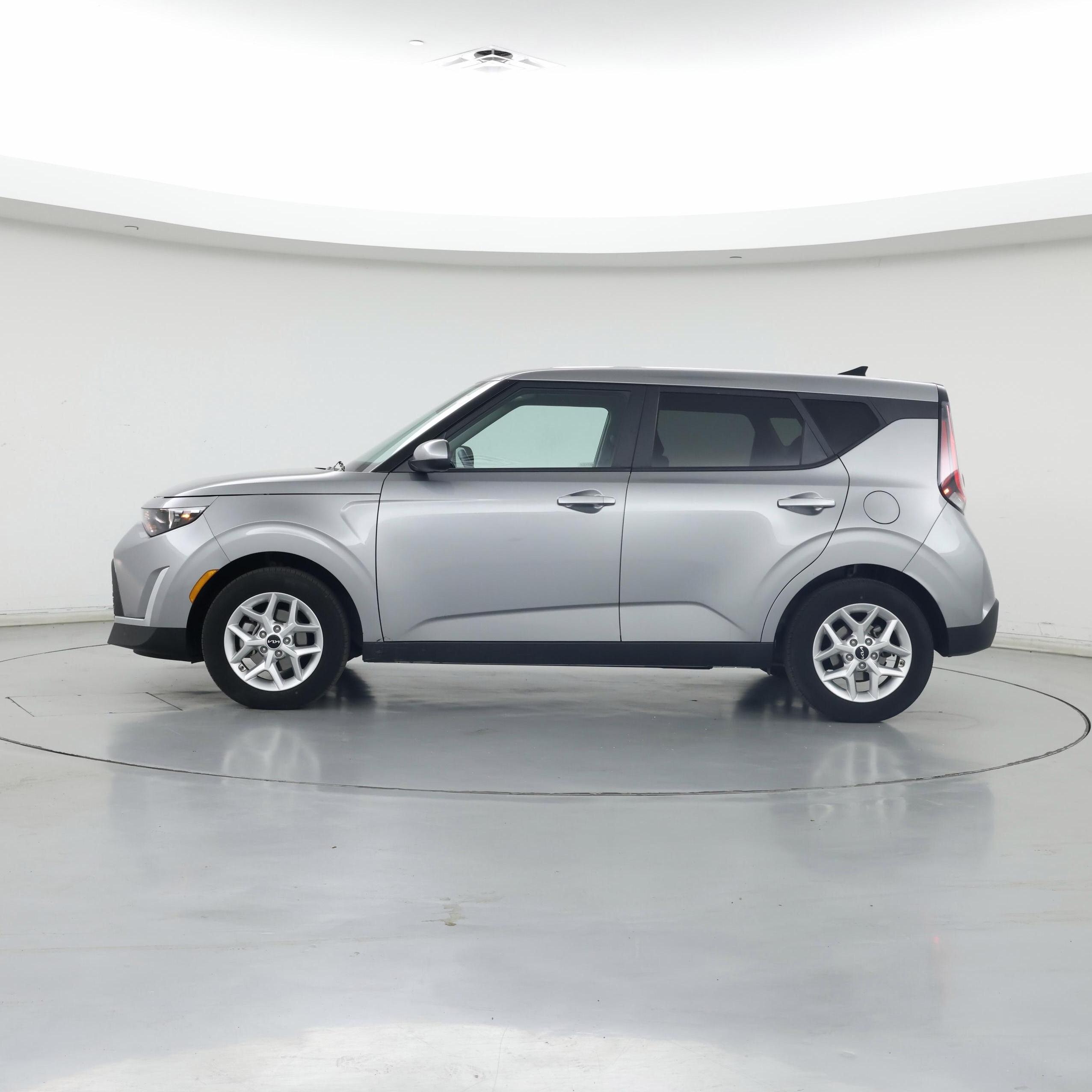 Thumbnail: 2024 Kia Soul - 3