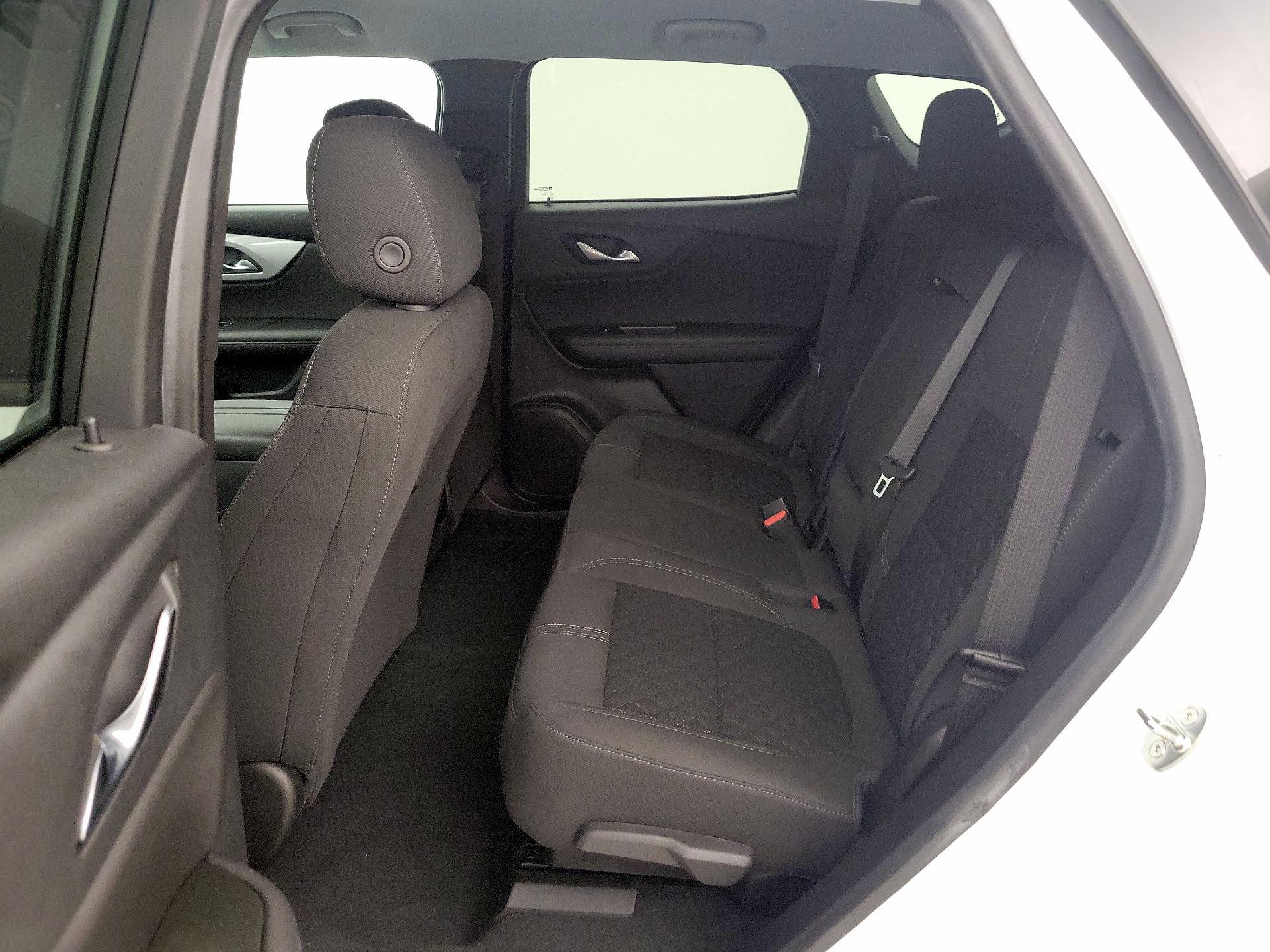 Thumbnail: 2022 Chevrolet Blazer - 19