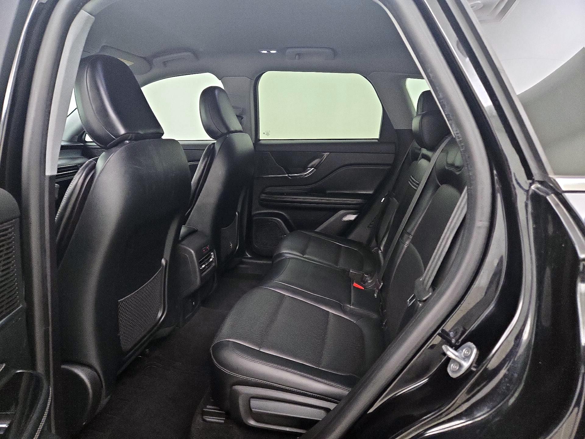 Thumbnail: 2022 Lincoln Corsair - 20