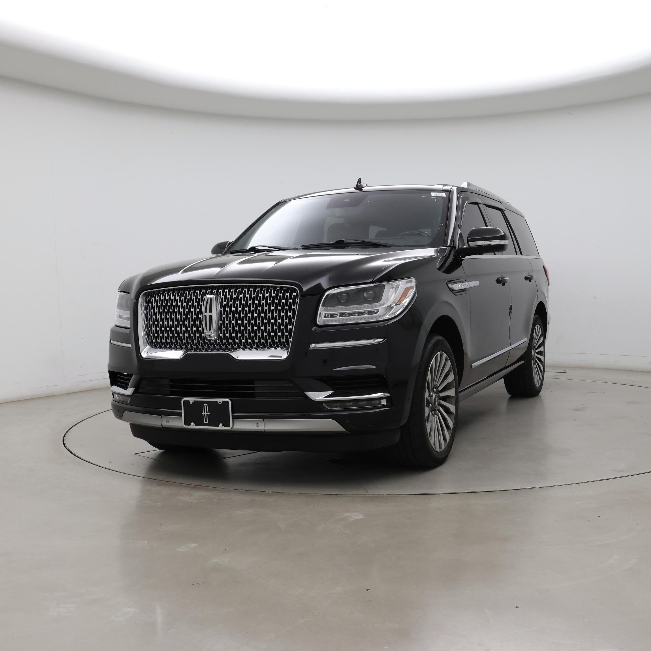 Thumbnail: 2020 Lincoln Navigator - 4