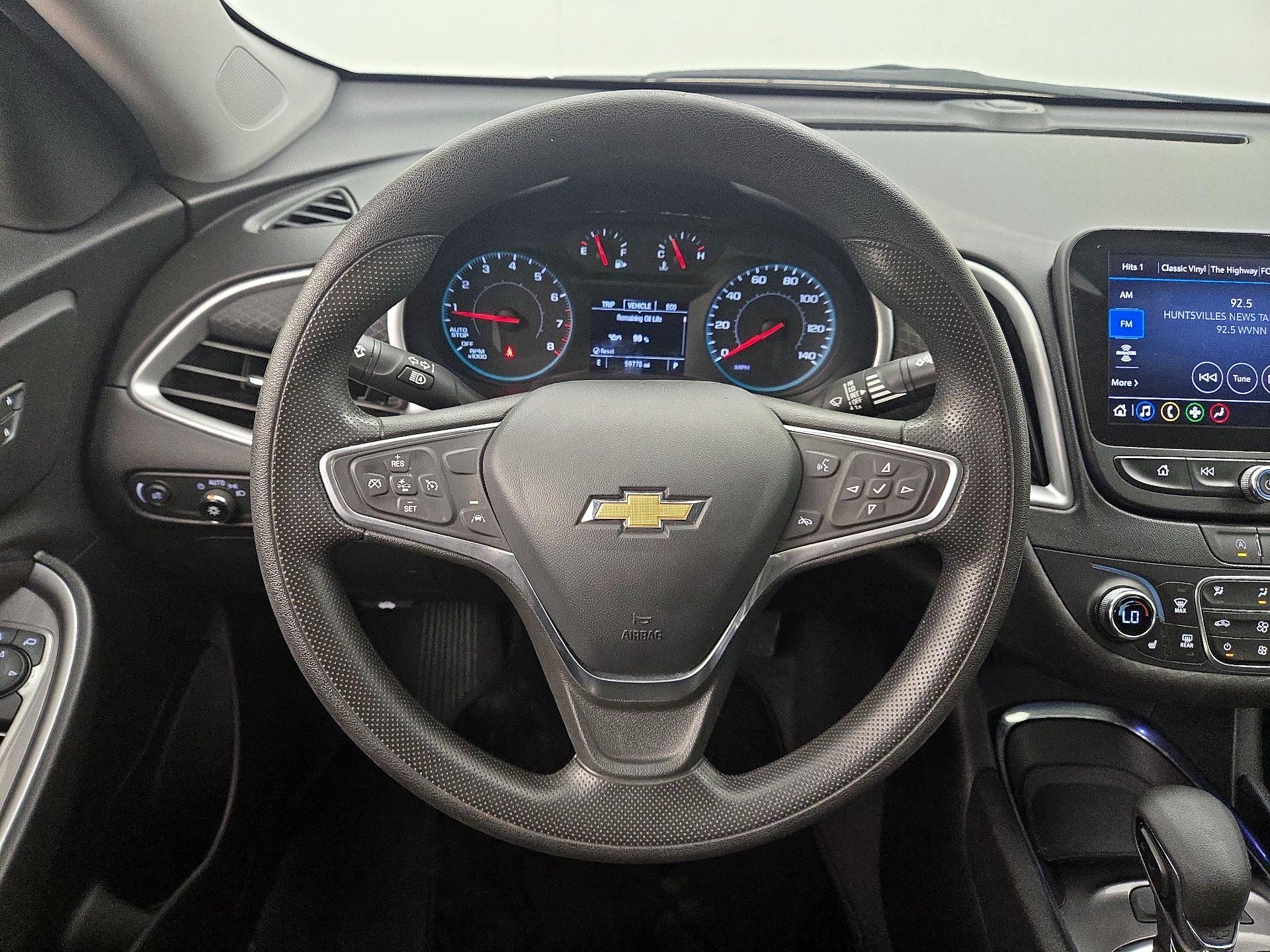 Thumbnail: 2023 Chevrolet Malibu - 10