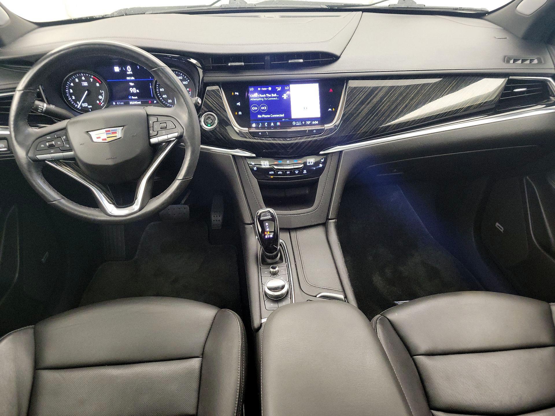 Thumbnail: 2023 Cadillac XT6 - 9