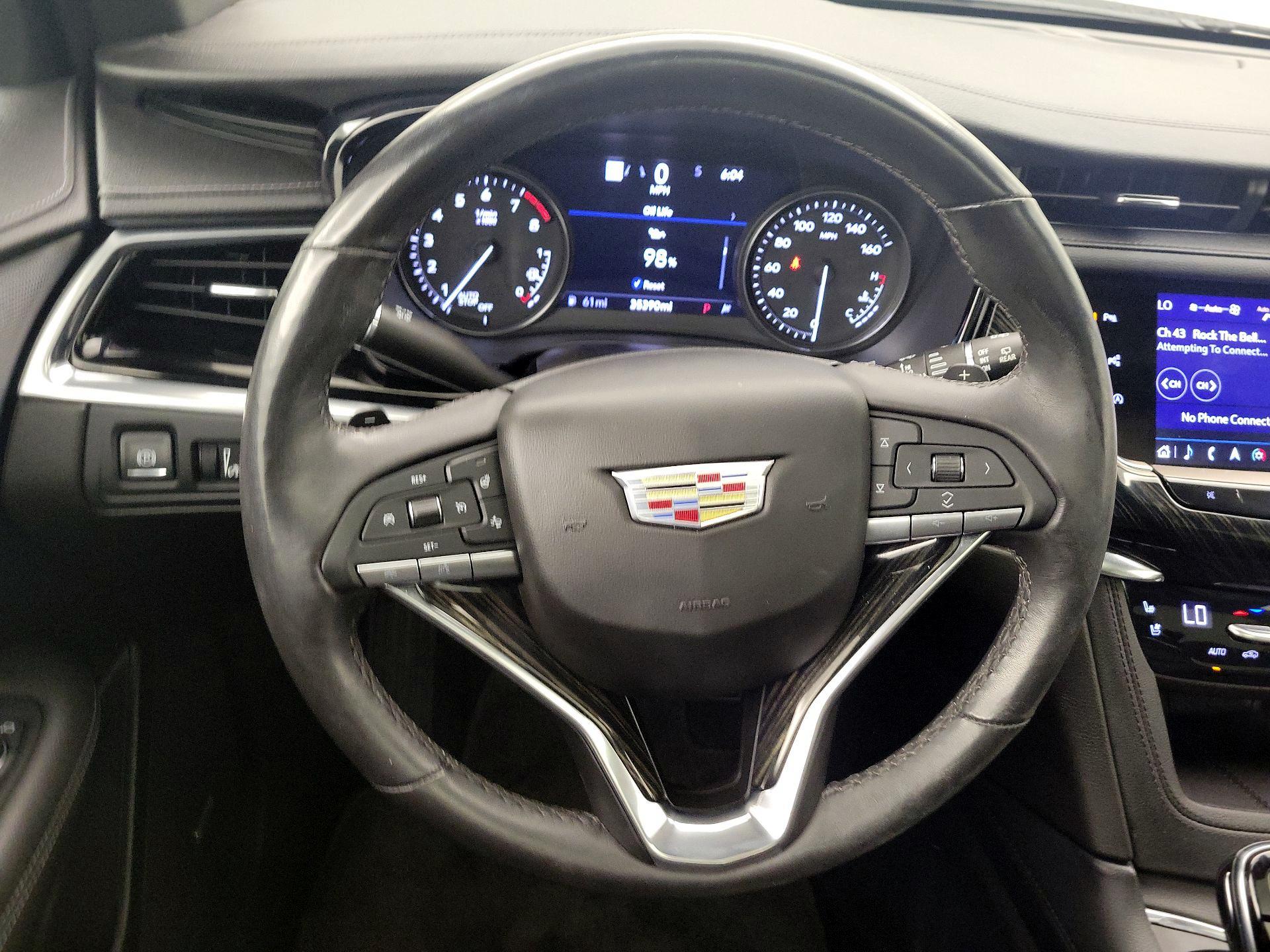 Thumbnail: 2023 Cadillac XT6 - 10