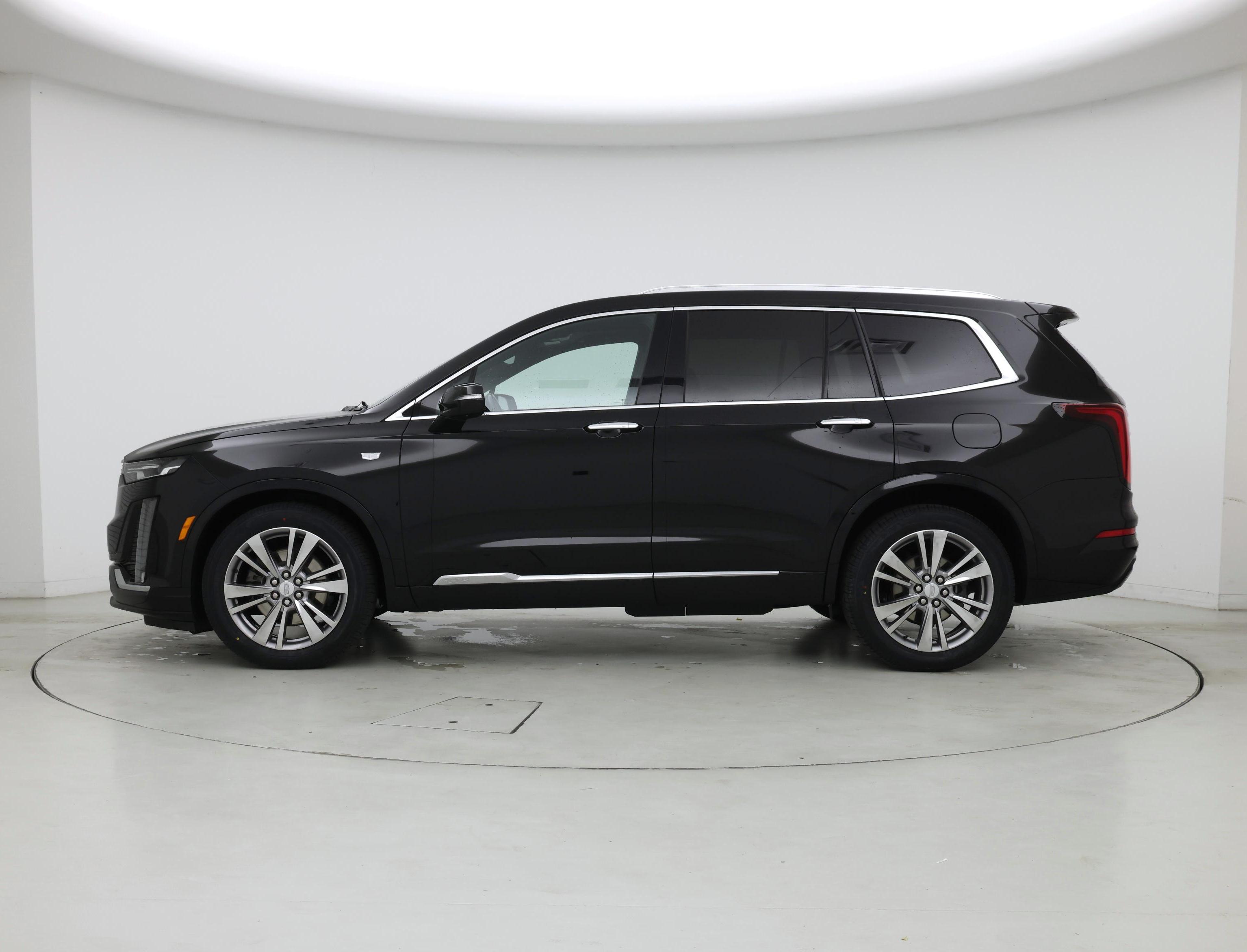 Thumbnail: 2023 Cadillac XT6 - 3