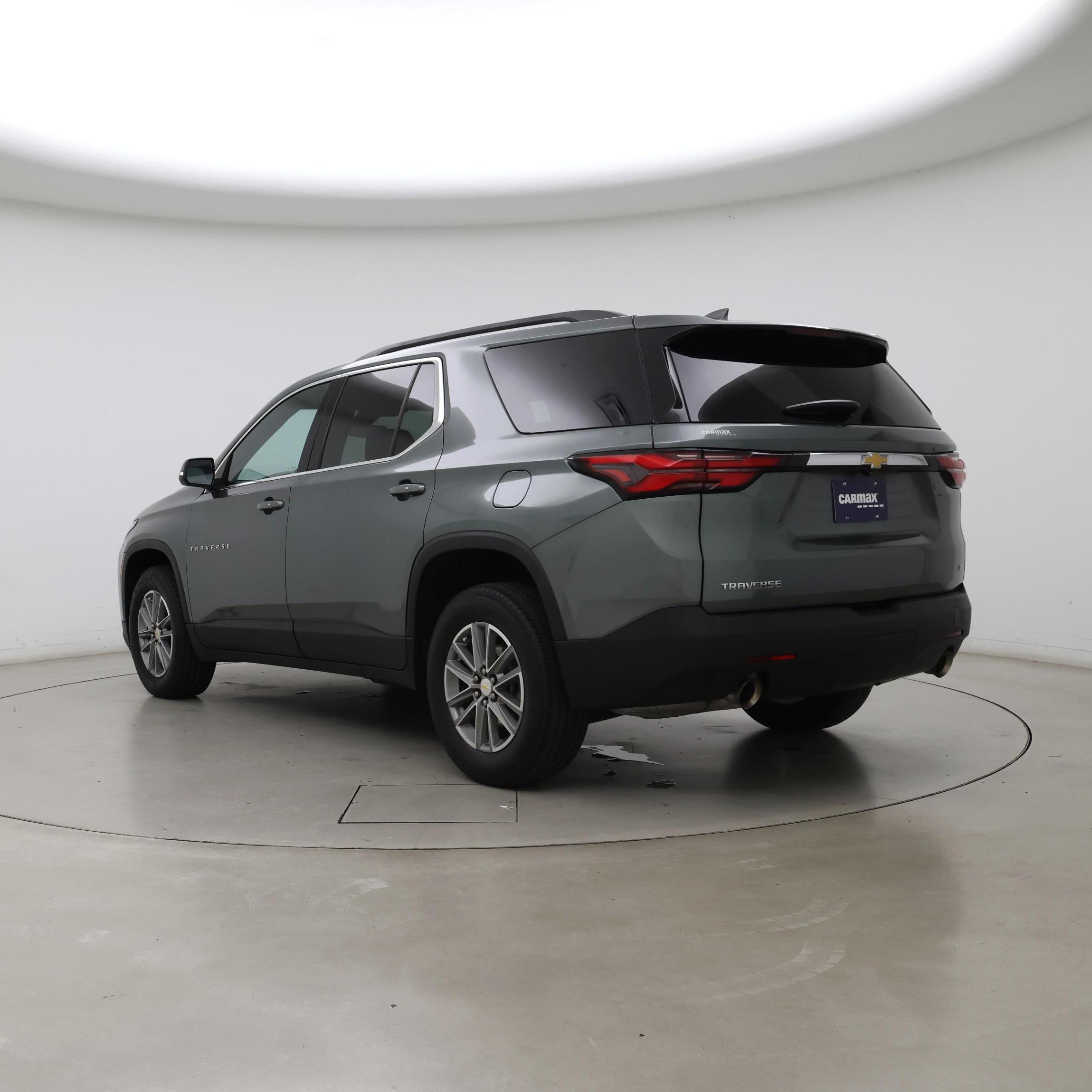Thumbnail: 2023 Chevrolet Traverse - 2
