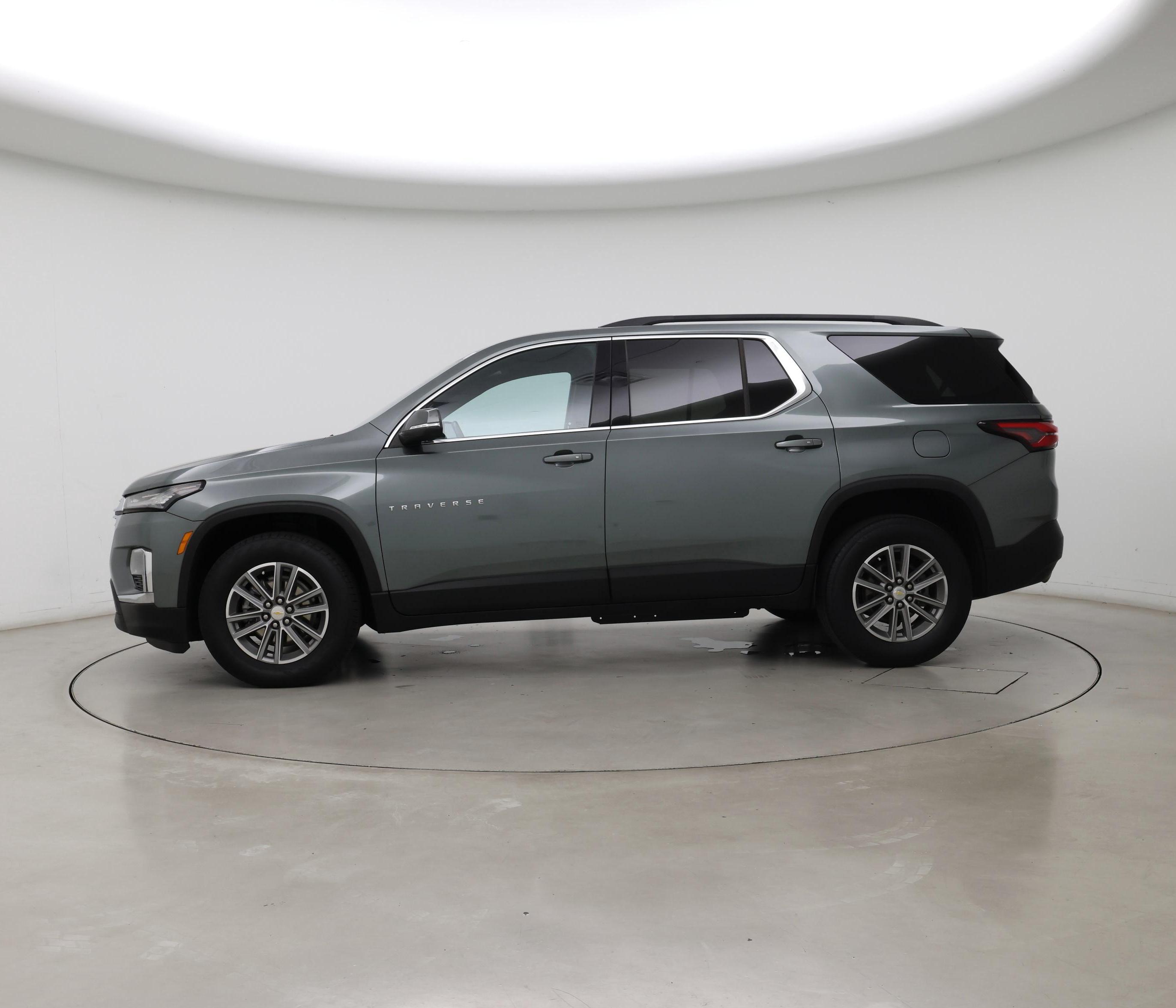 Thumbnail: 2023 Chevrolet Traverse - 3